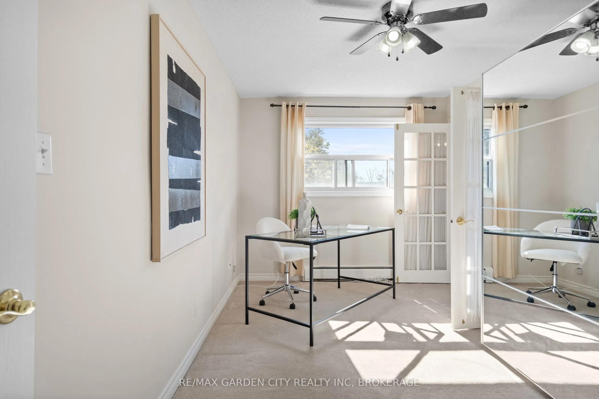 264 Oakdale Avenue #211