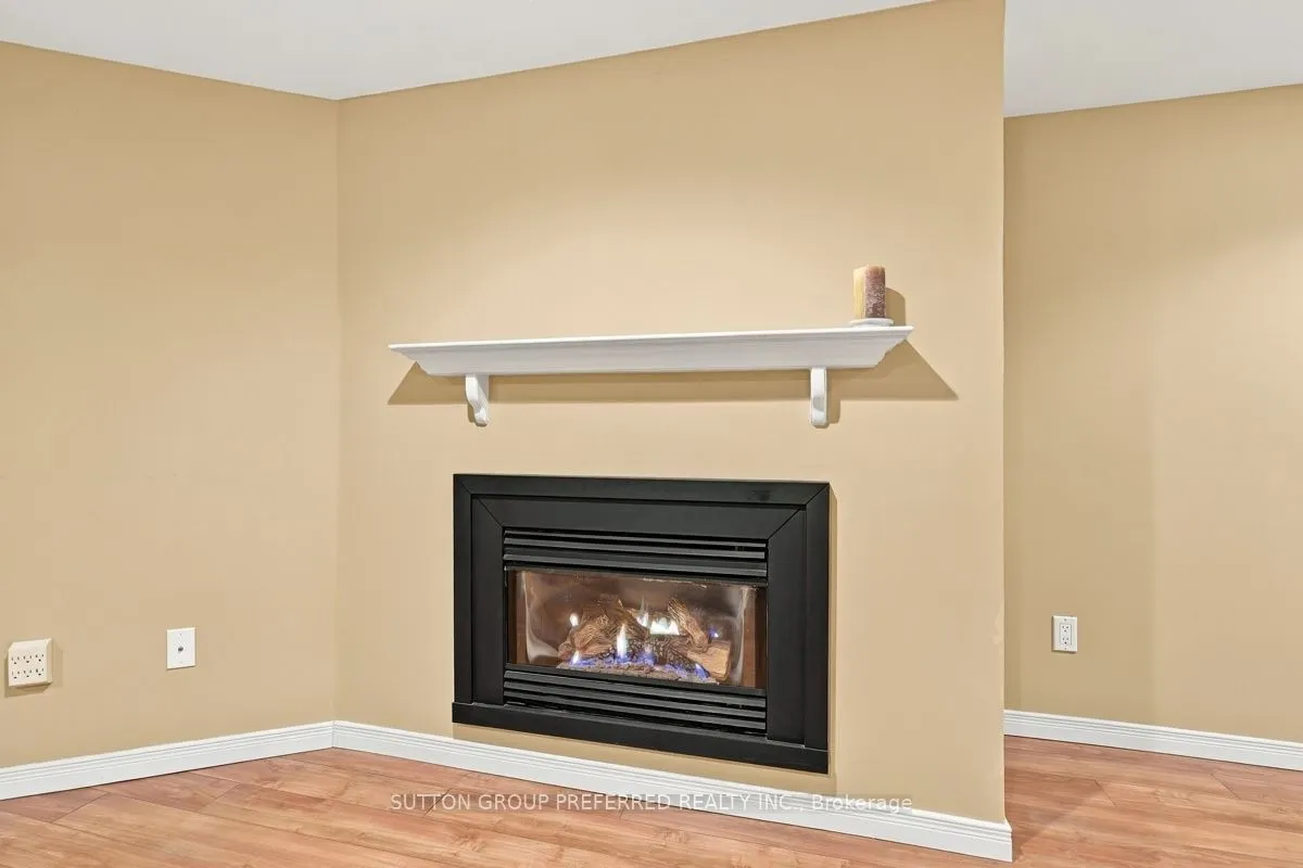 465 Glen Crescent