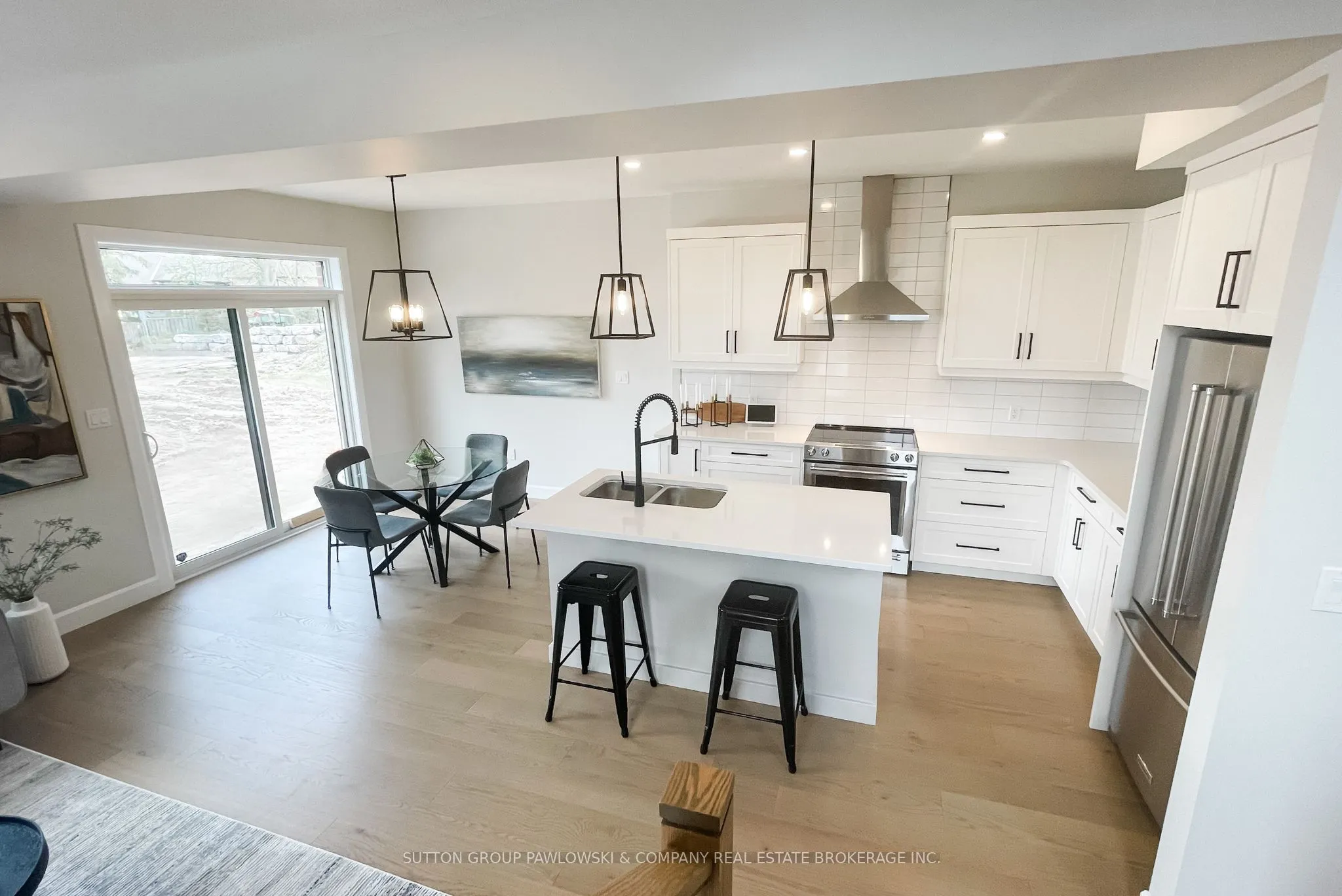 414 Old Wonderland Road #33