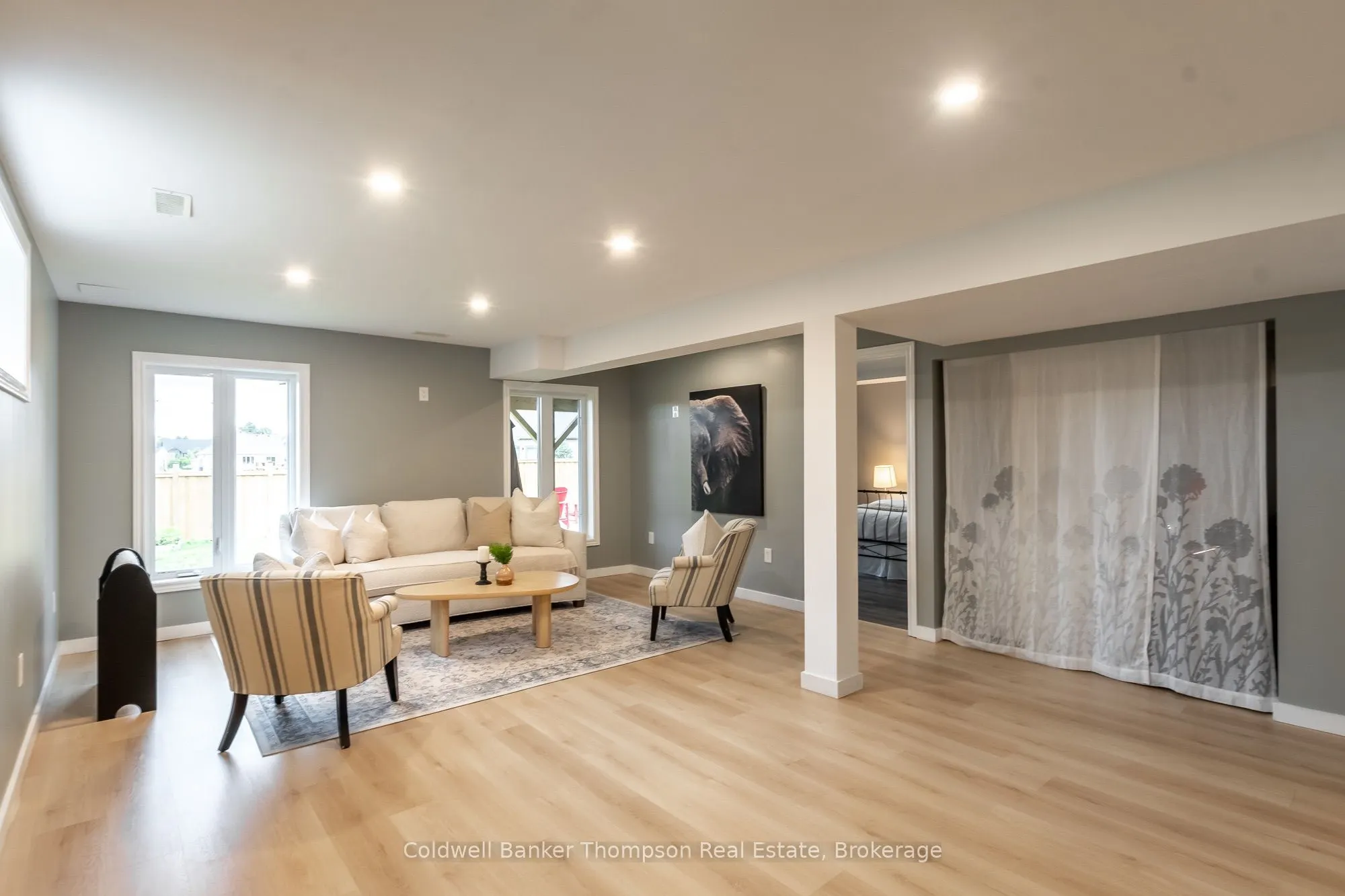 25 Woodstream Drive