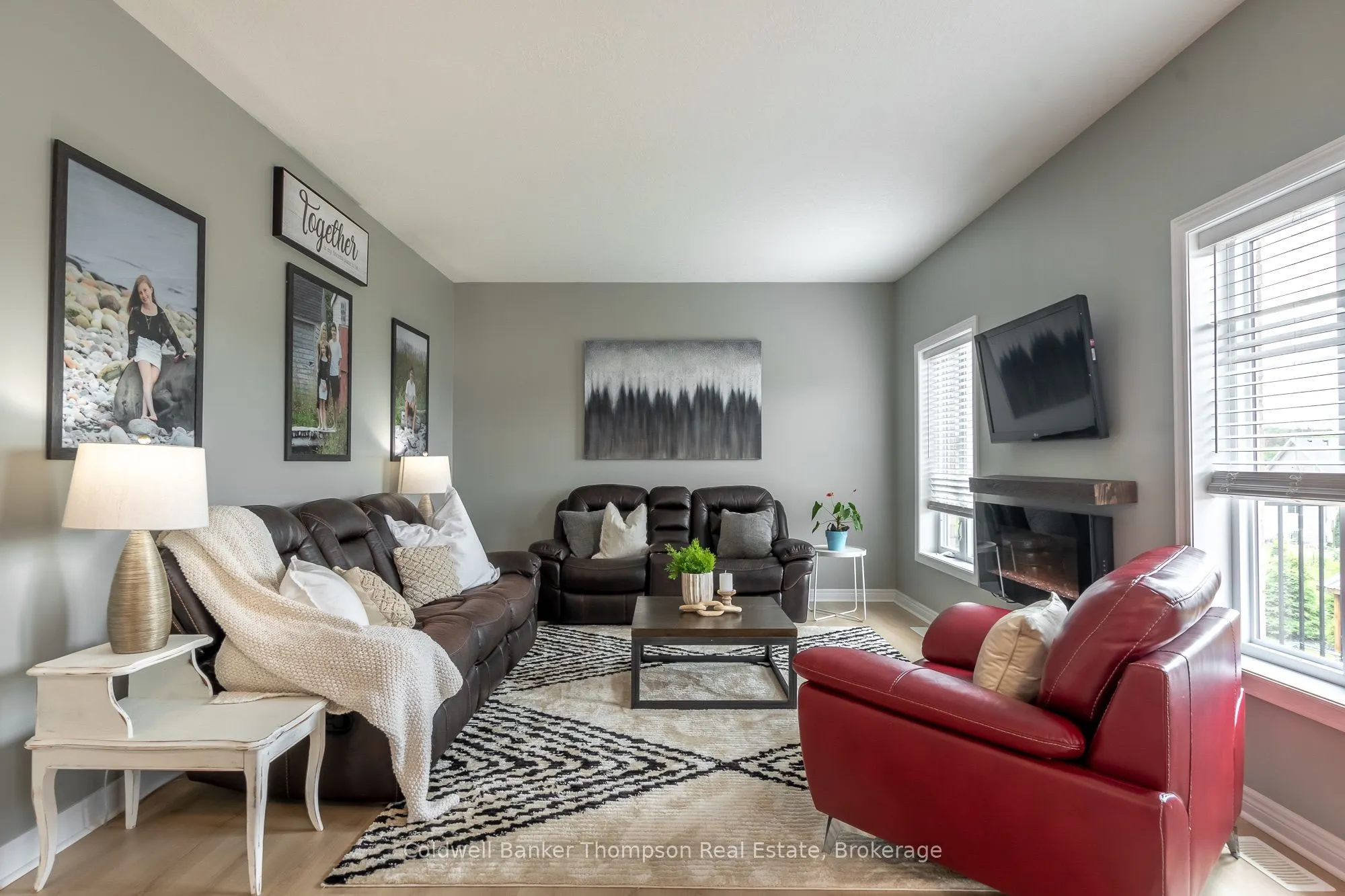25 Woodstream Drive