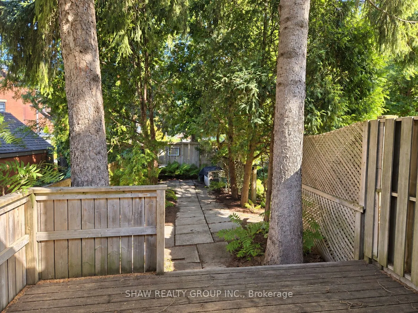 371 Hunter Street