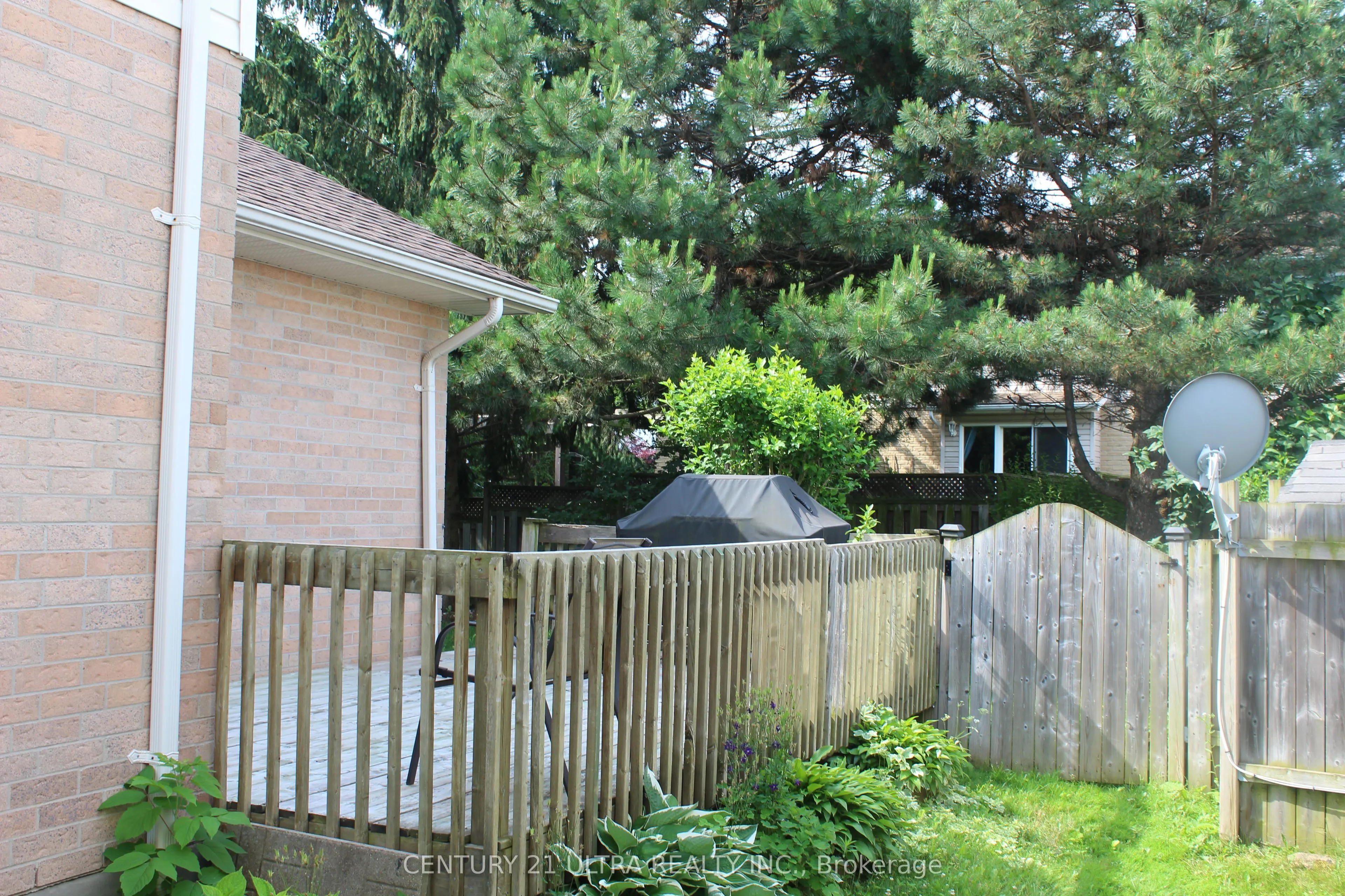 373 Brembel Crescent