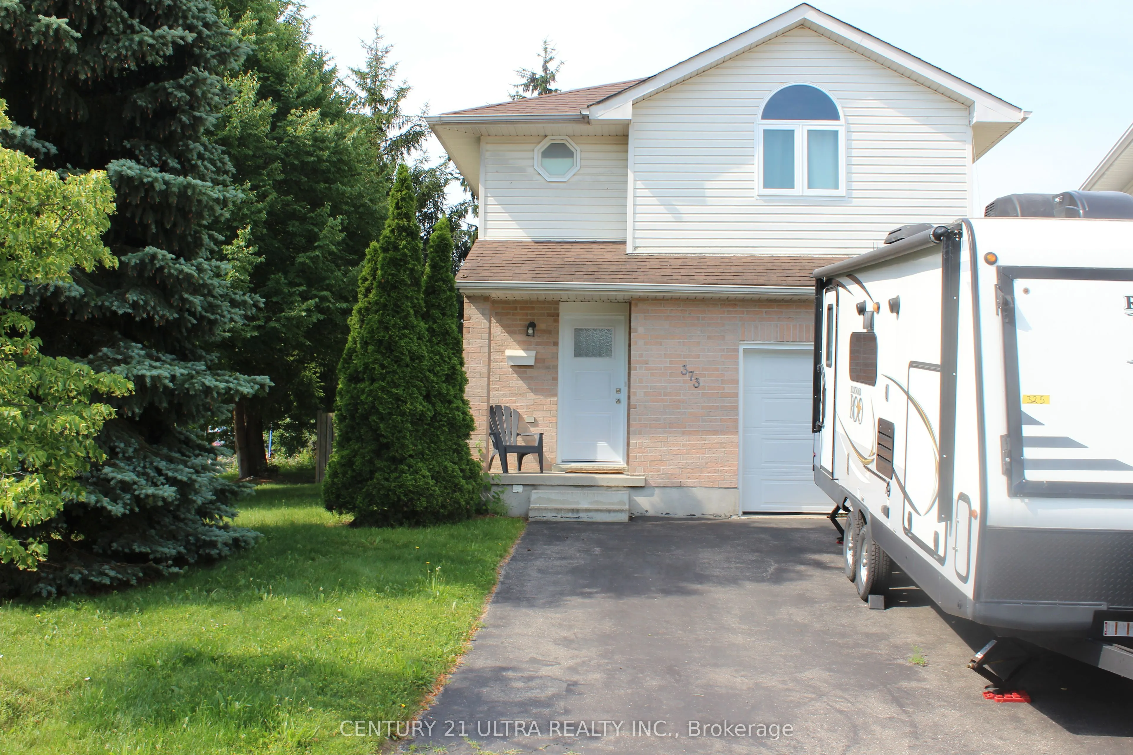 373 Brembel Crescent