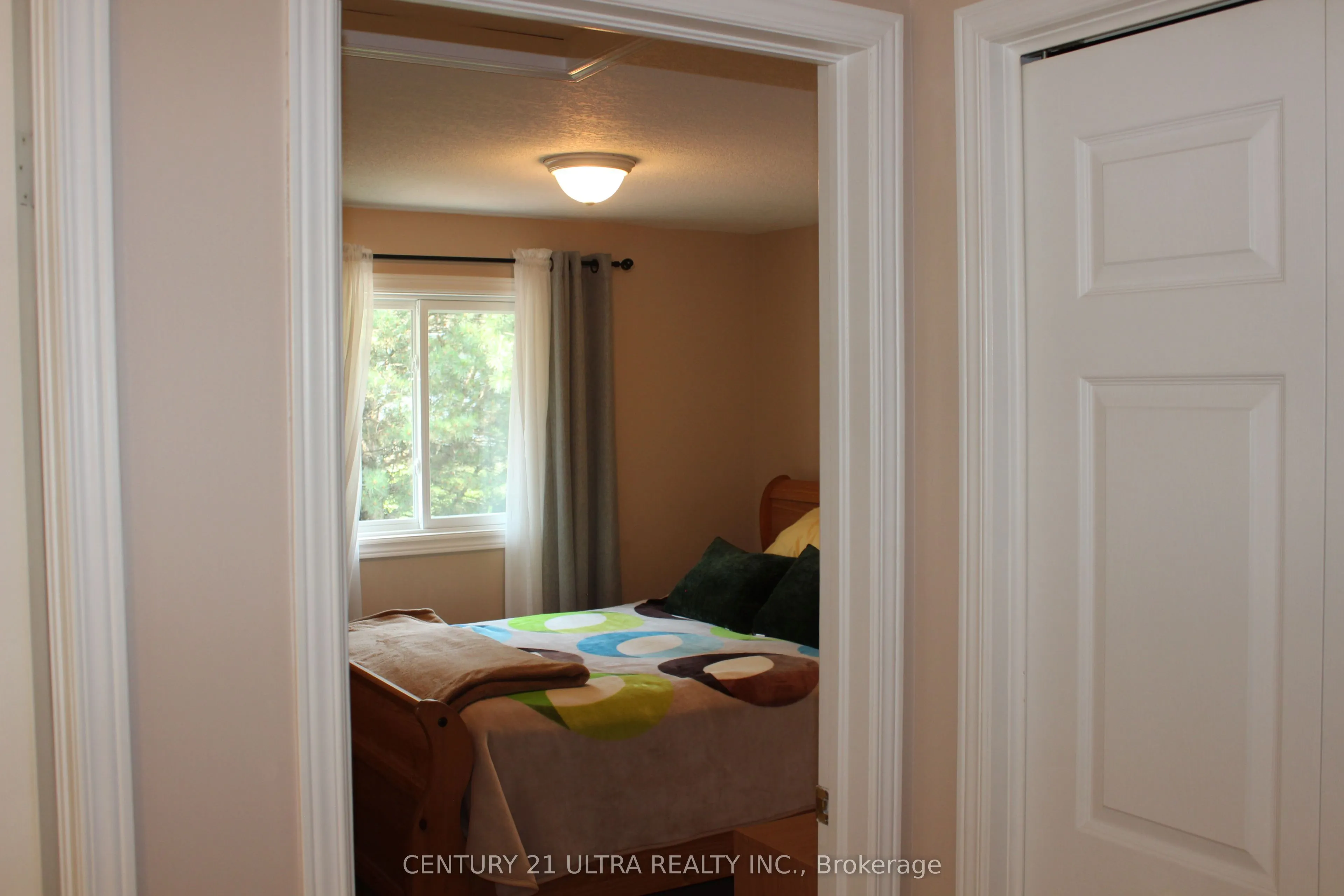 373 Brembel Crescent