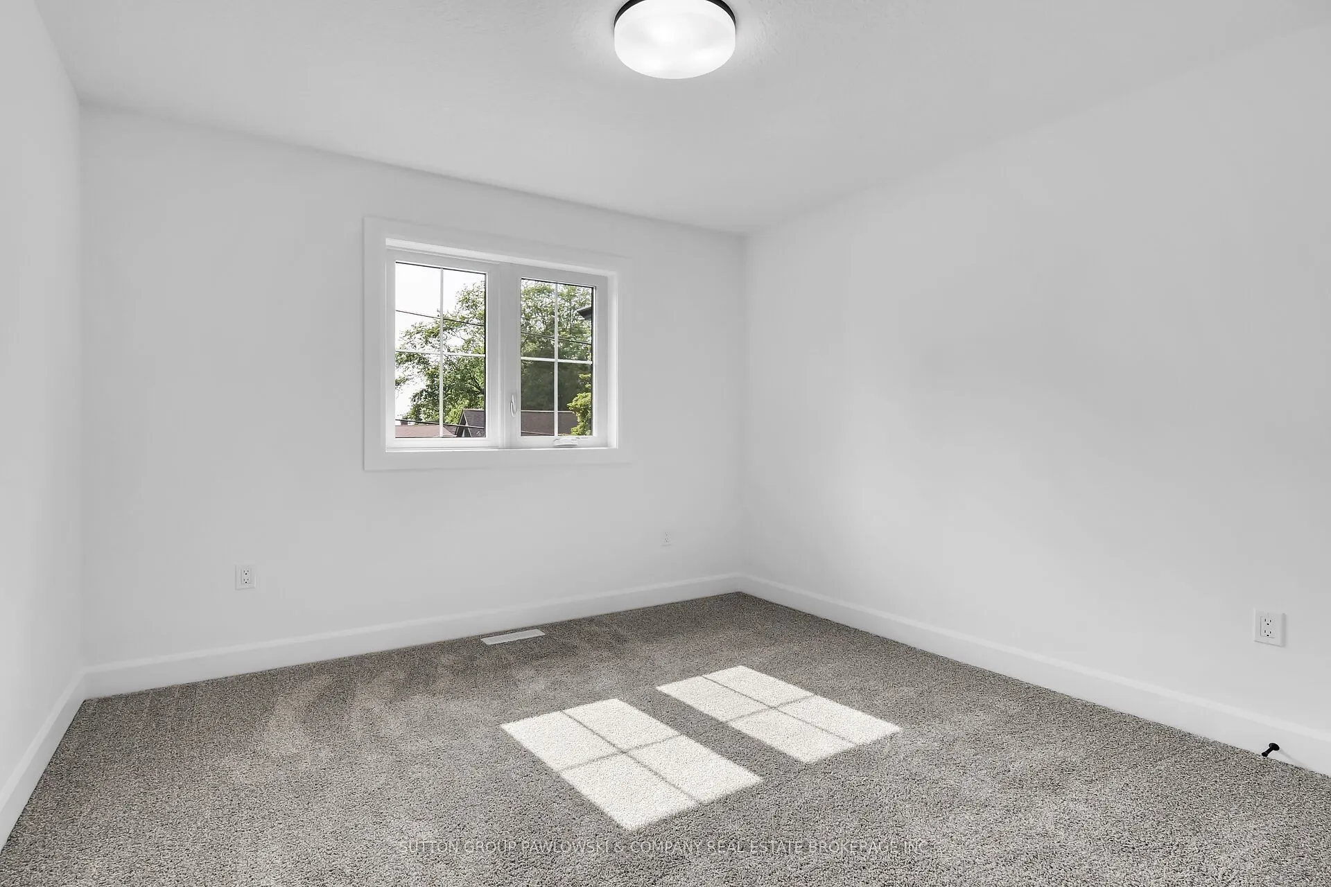 414 Old Wonderland Road #27