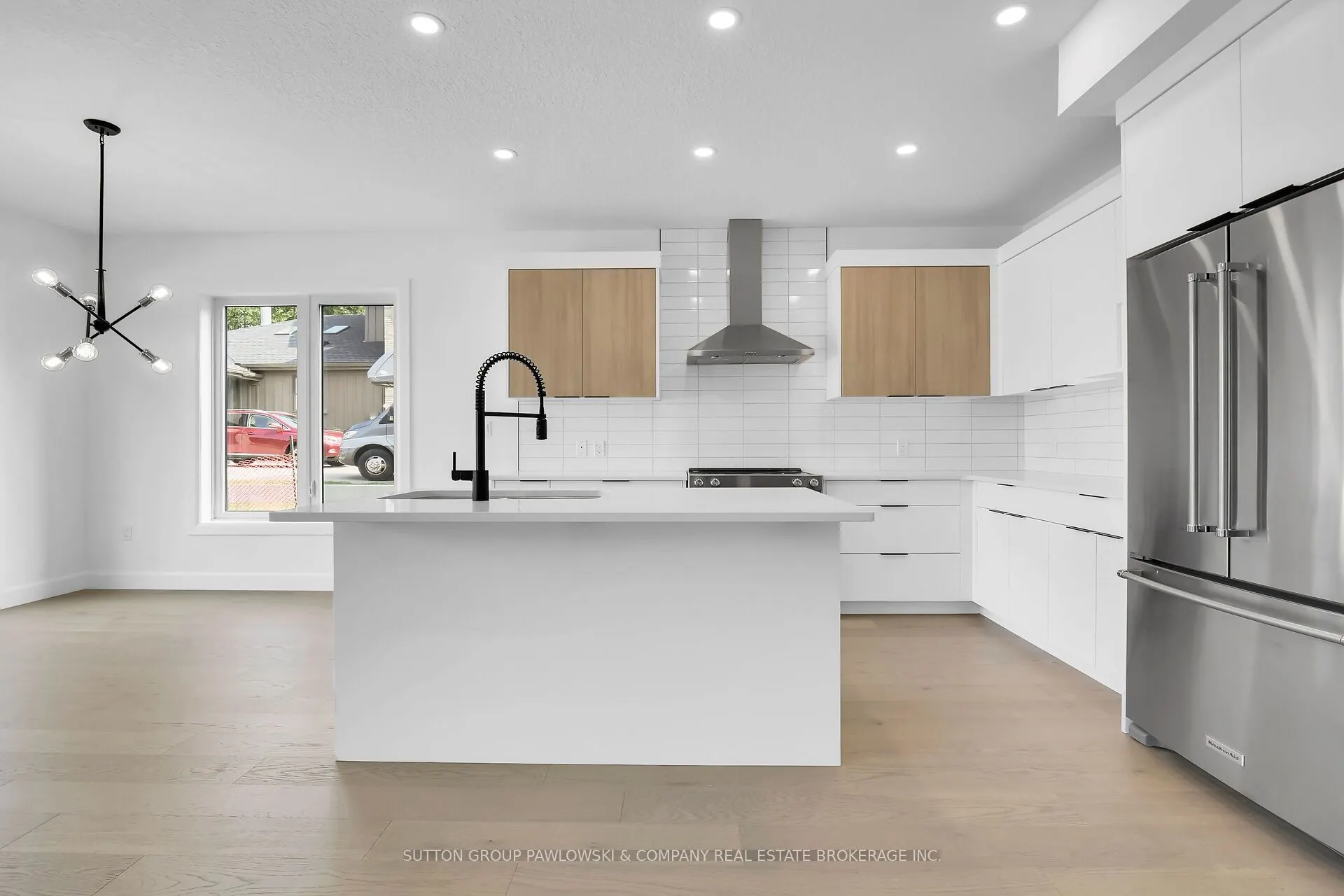 414 Old Wonderland Road #27