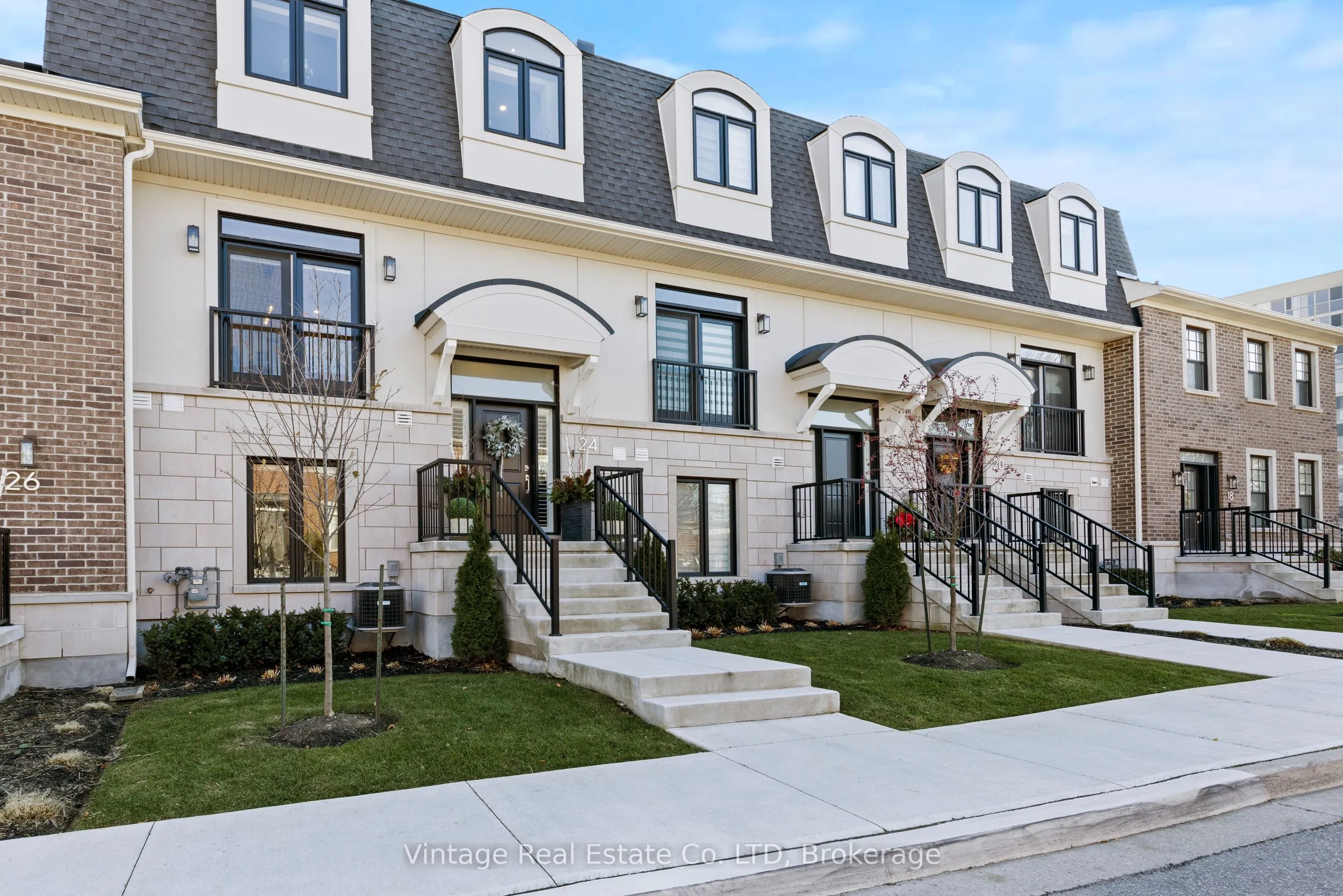 24 Willow Bank Common #24