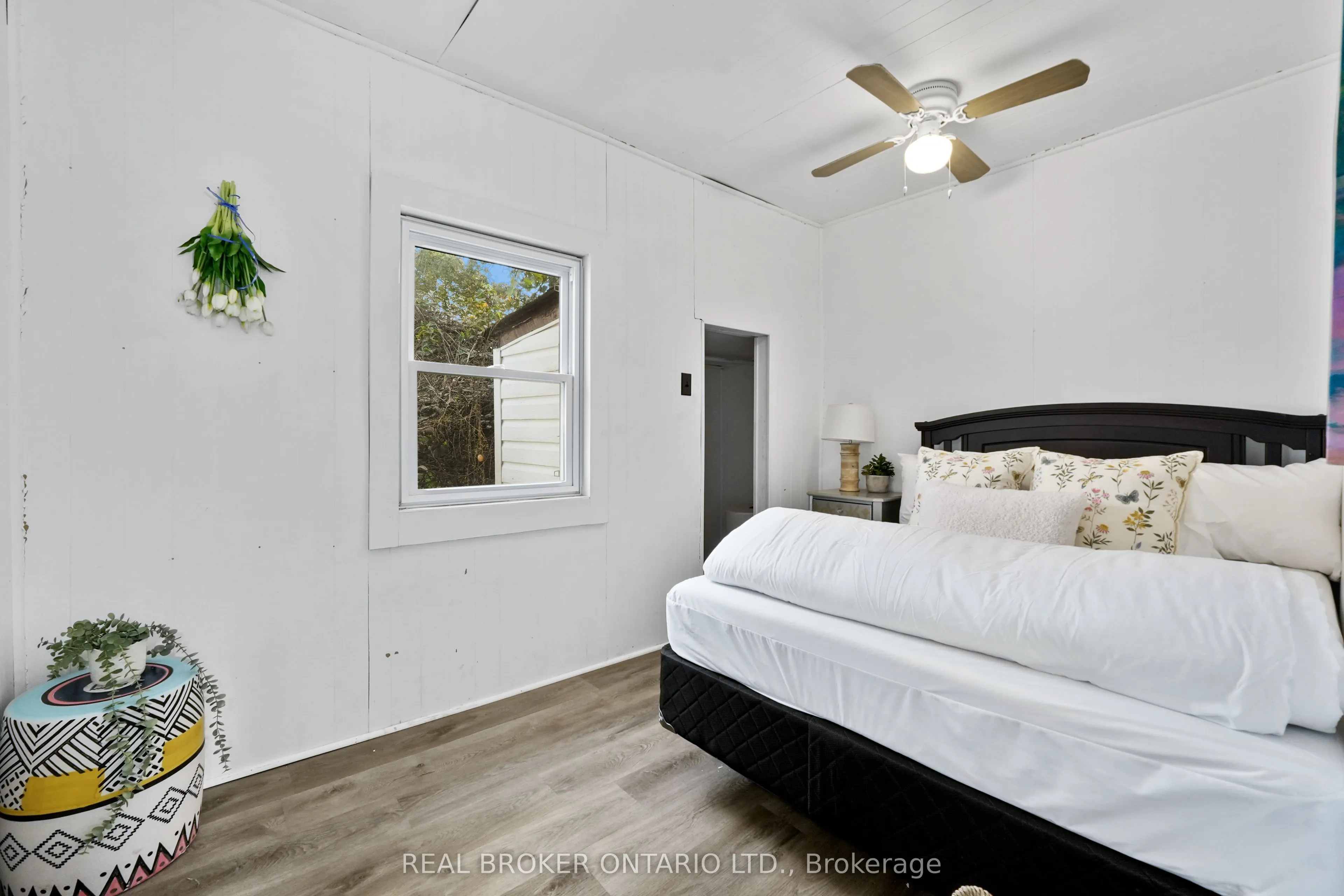 5268 Oriole Beach -180 Road