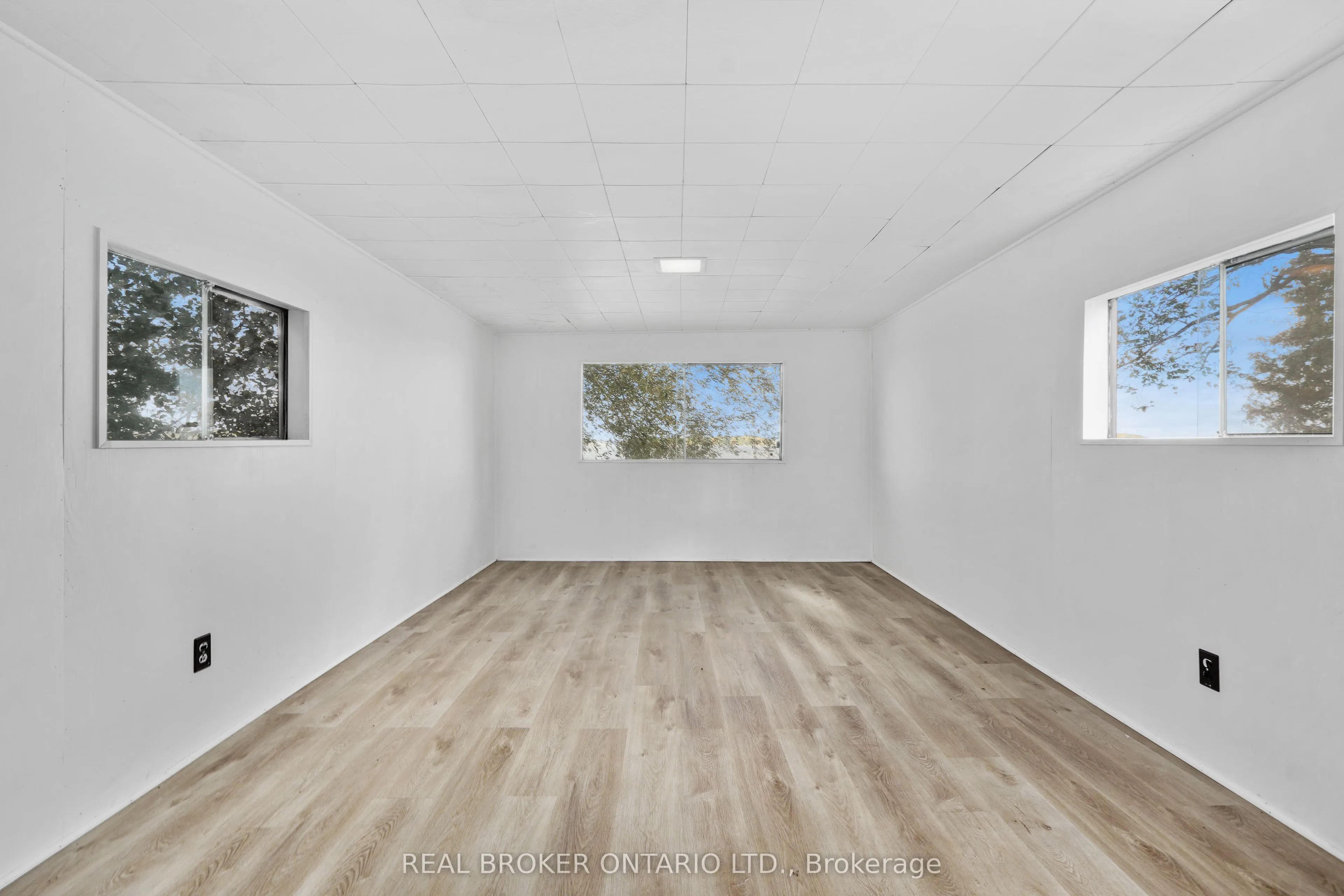 5268 Oriole Beach -180 Road