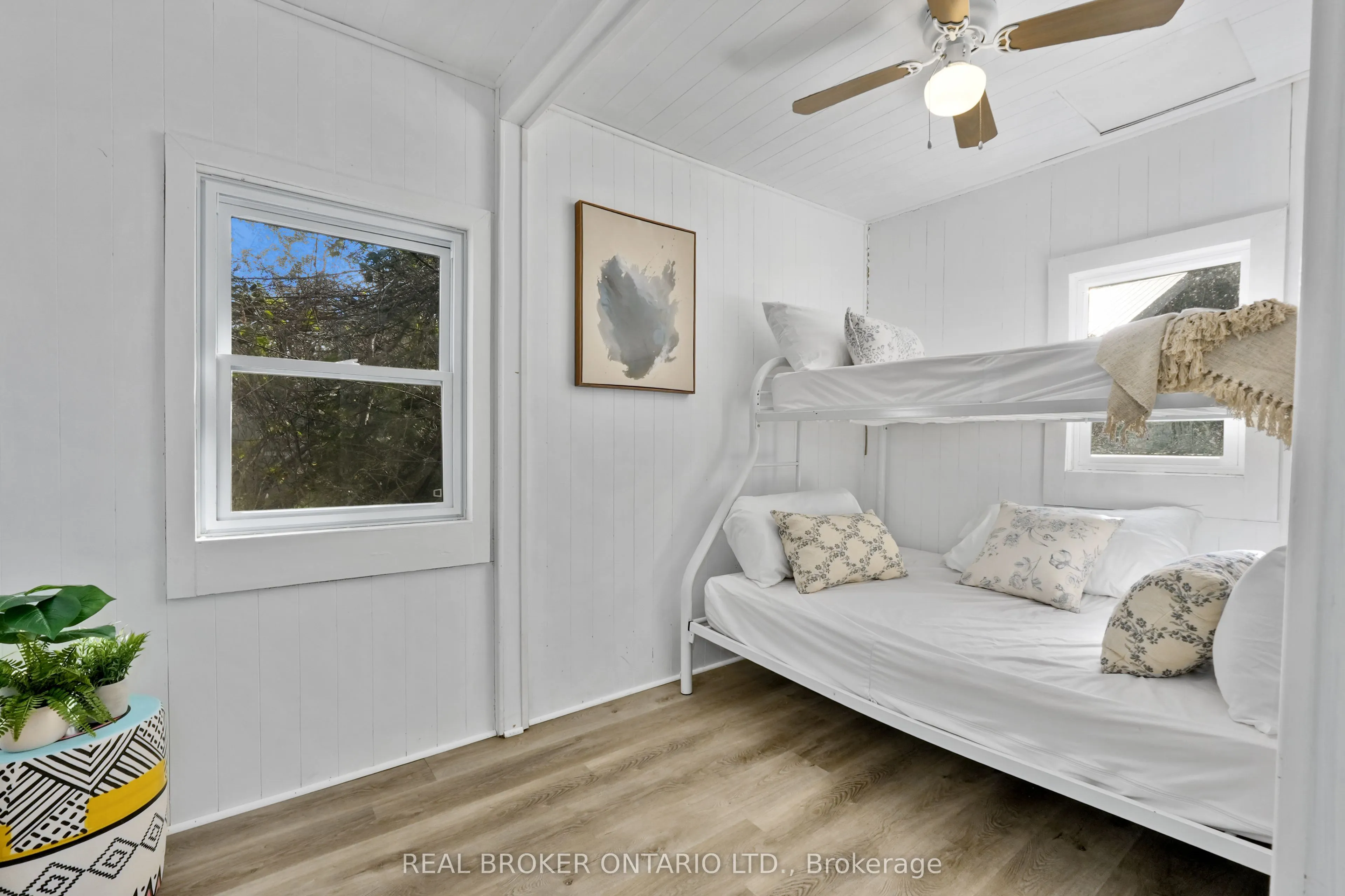 5268 Oriole Beach -180 Road