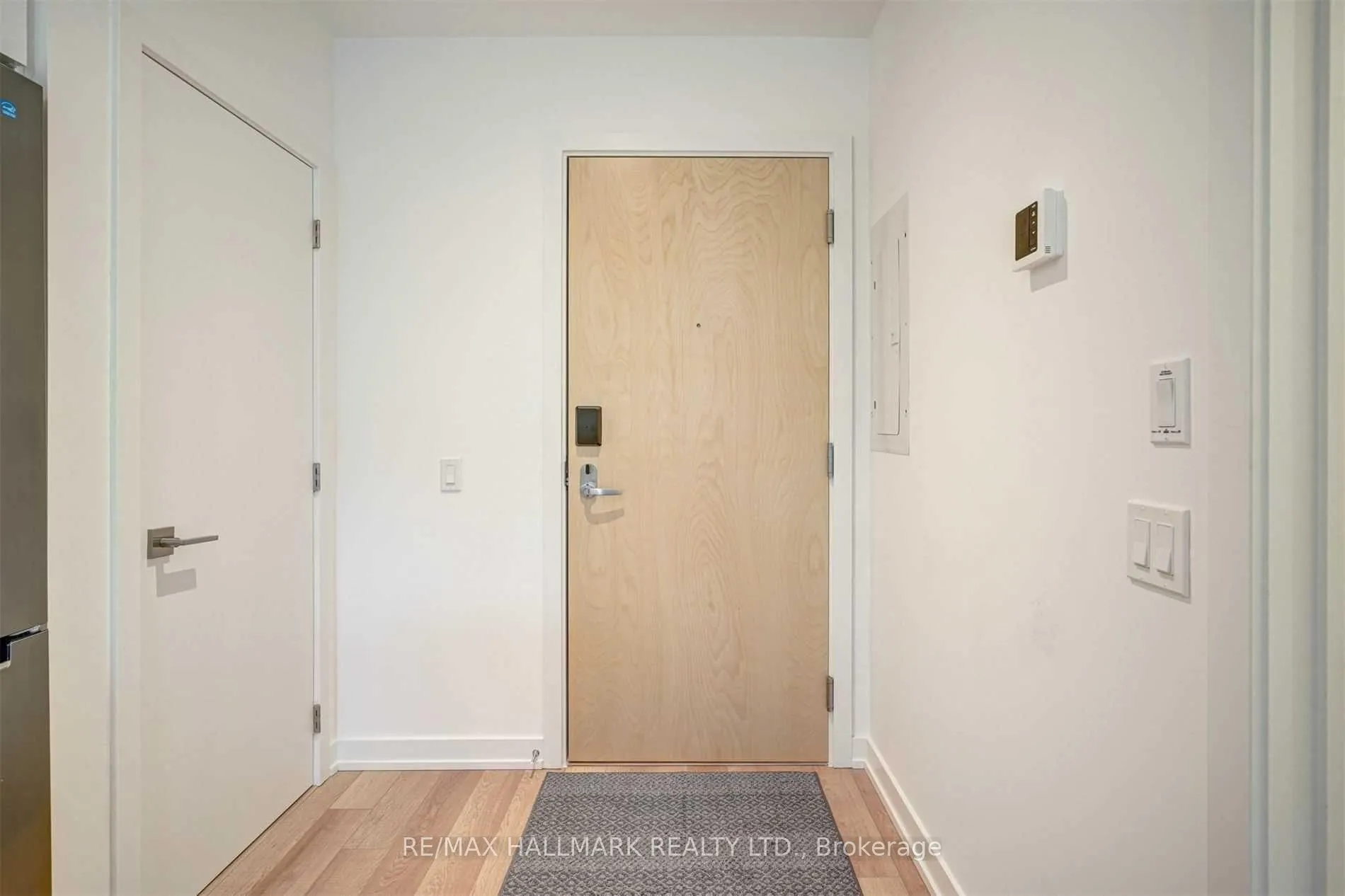 120 Carrick Trail #207