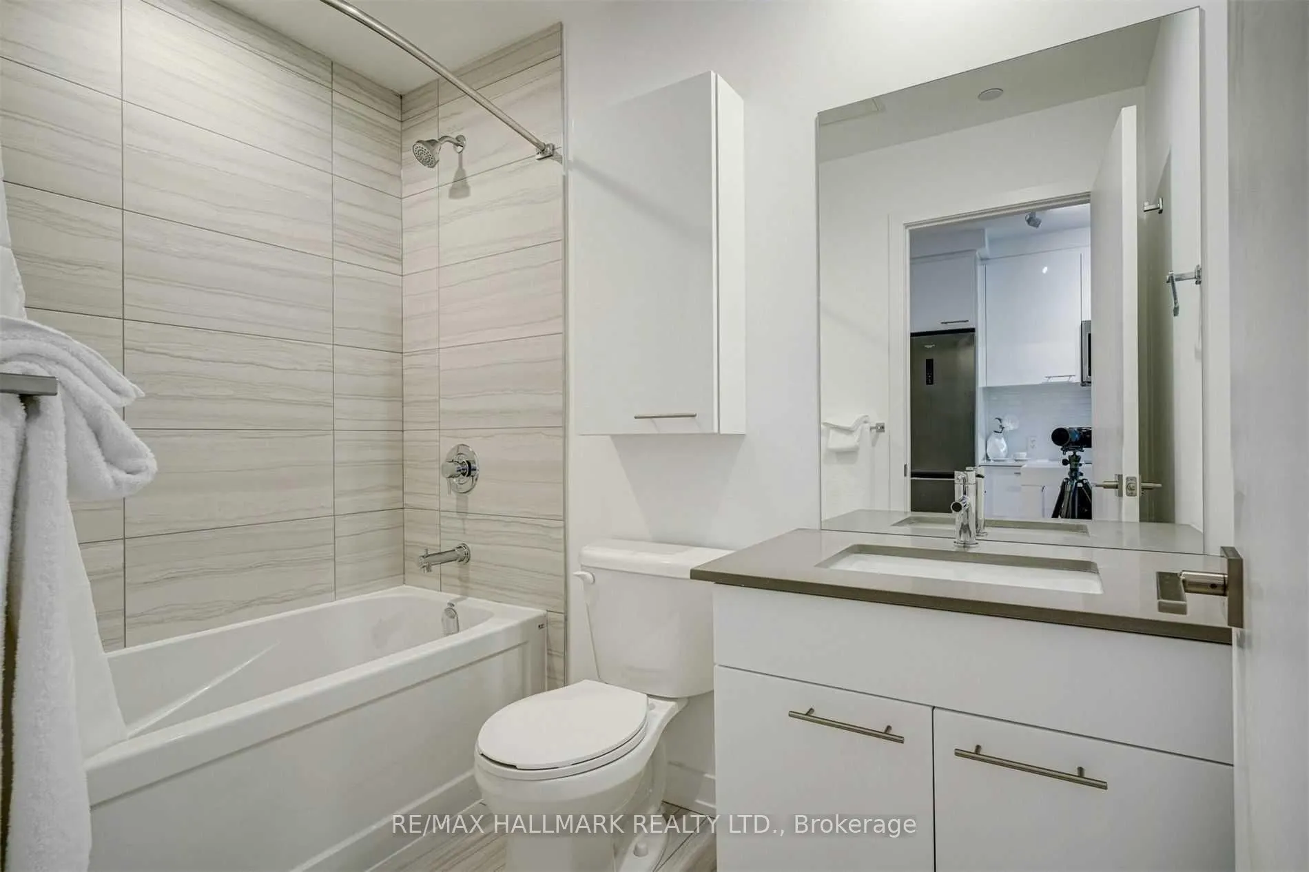 120 Carrick Trail #207