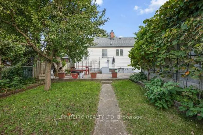1217 Trafalgar Street
