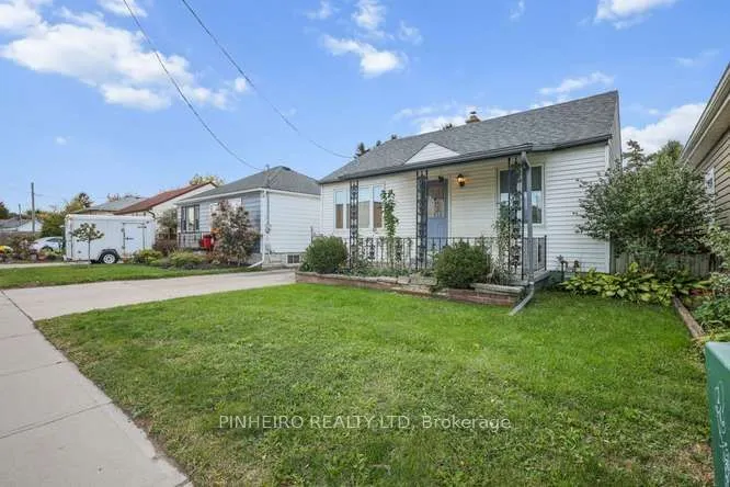 1217 Trafalgar Street