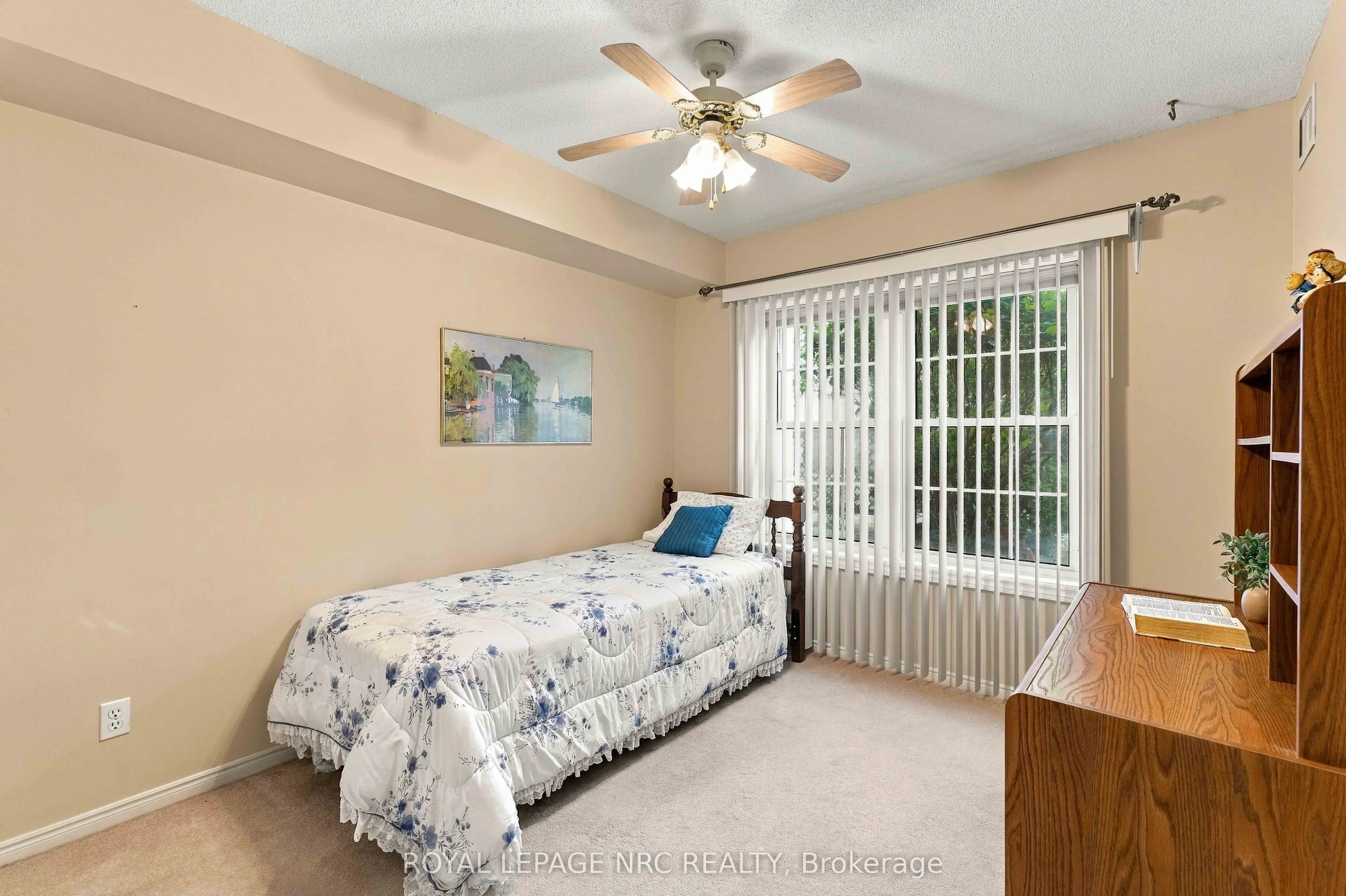 4090 John Charles Boulevard #104