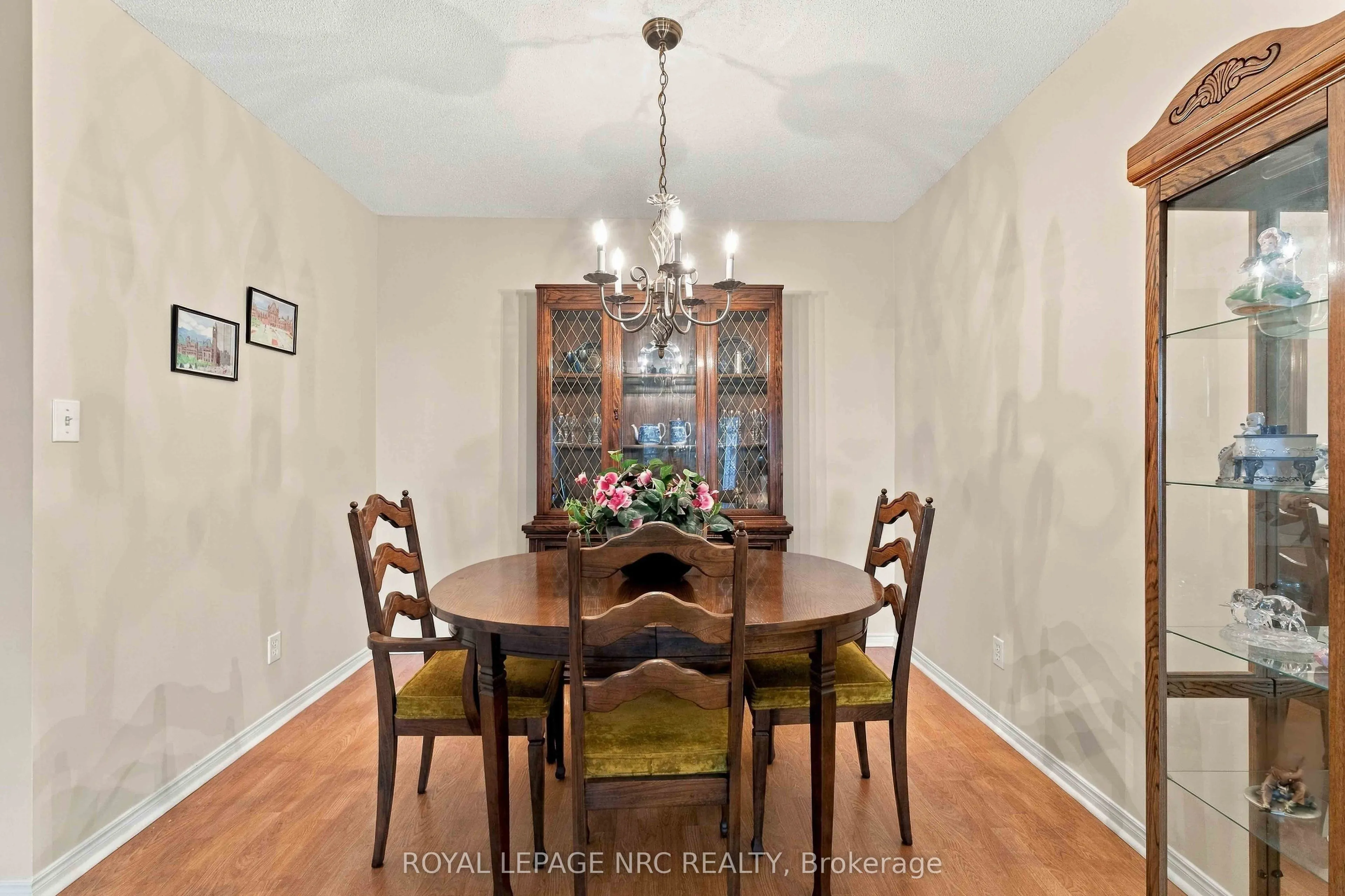 4090 John Charles Boulevard #104