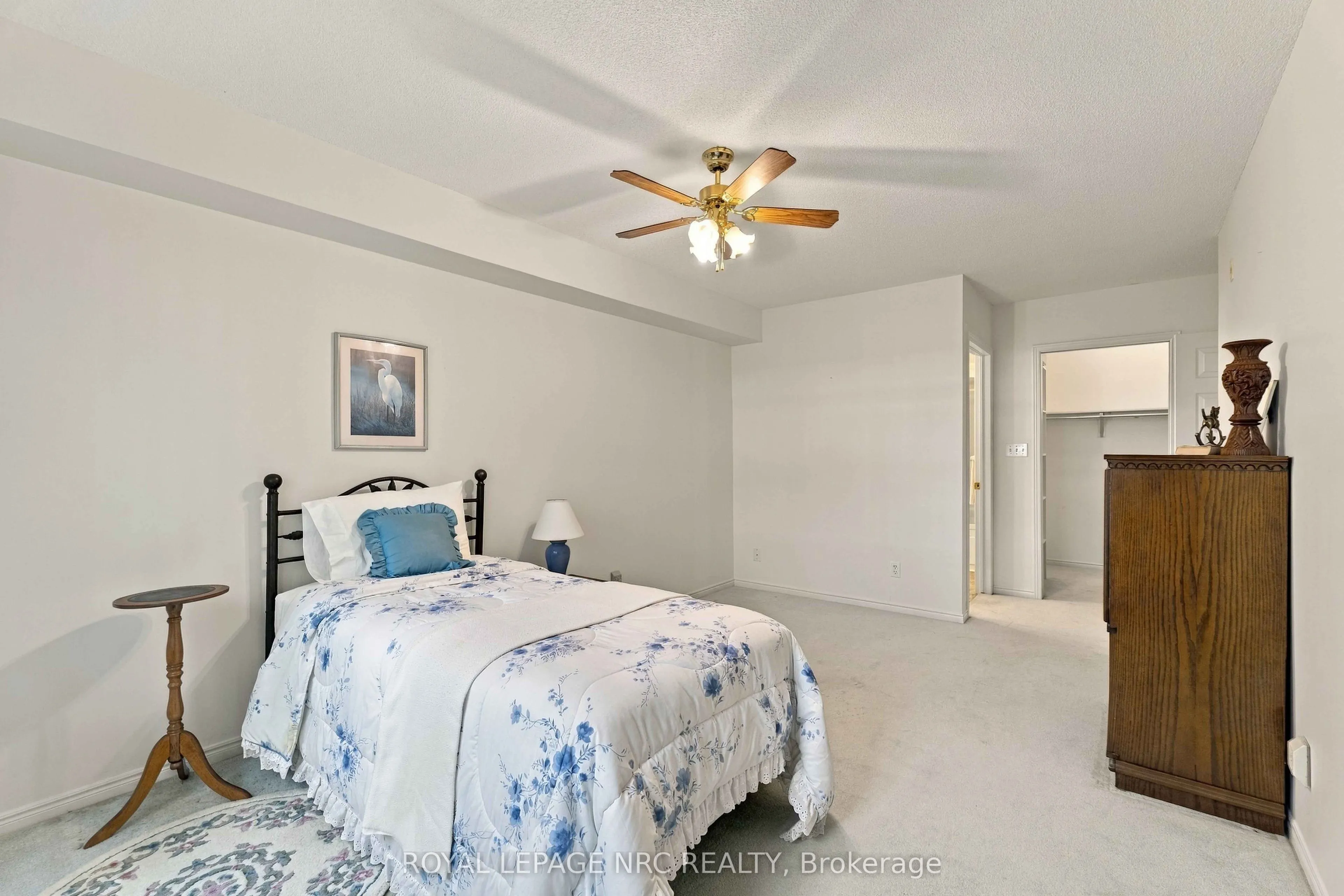 4090 John Charles Boulevard #104