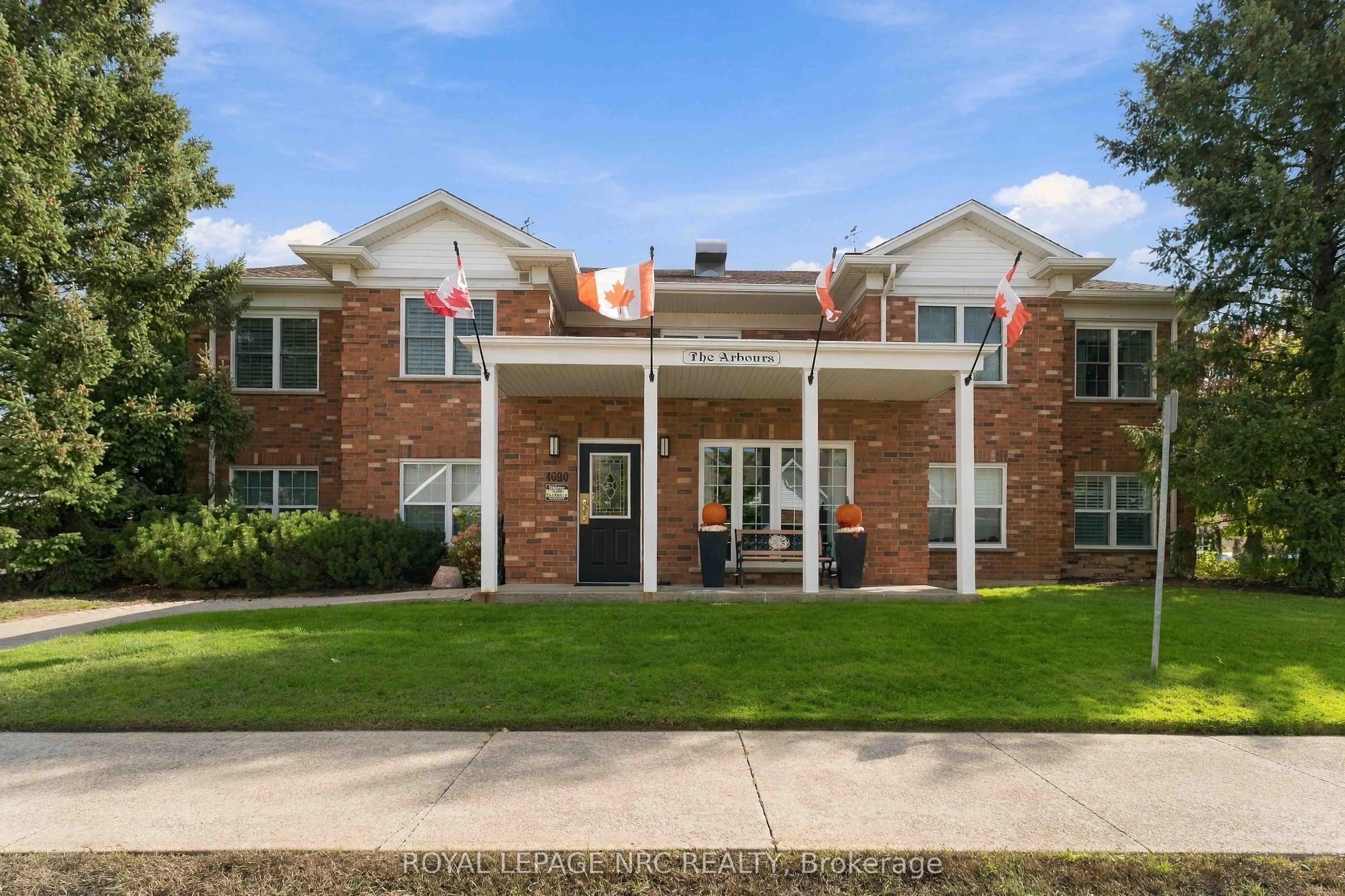 4090 John Charles Boulevard #104
