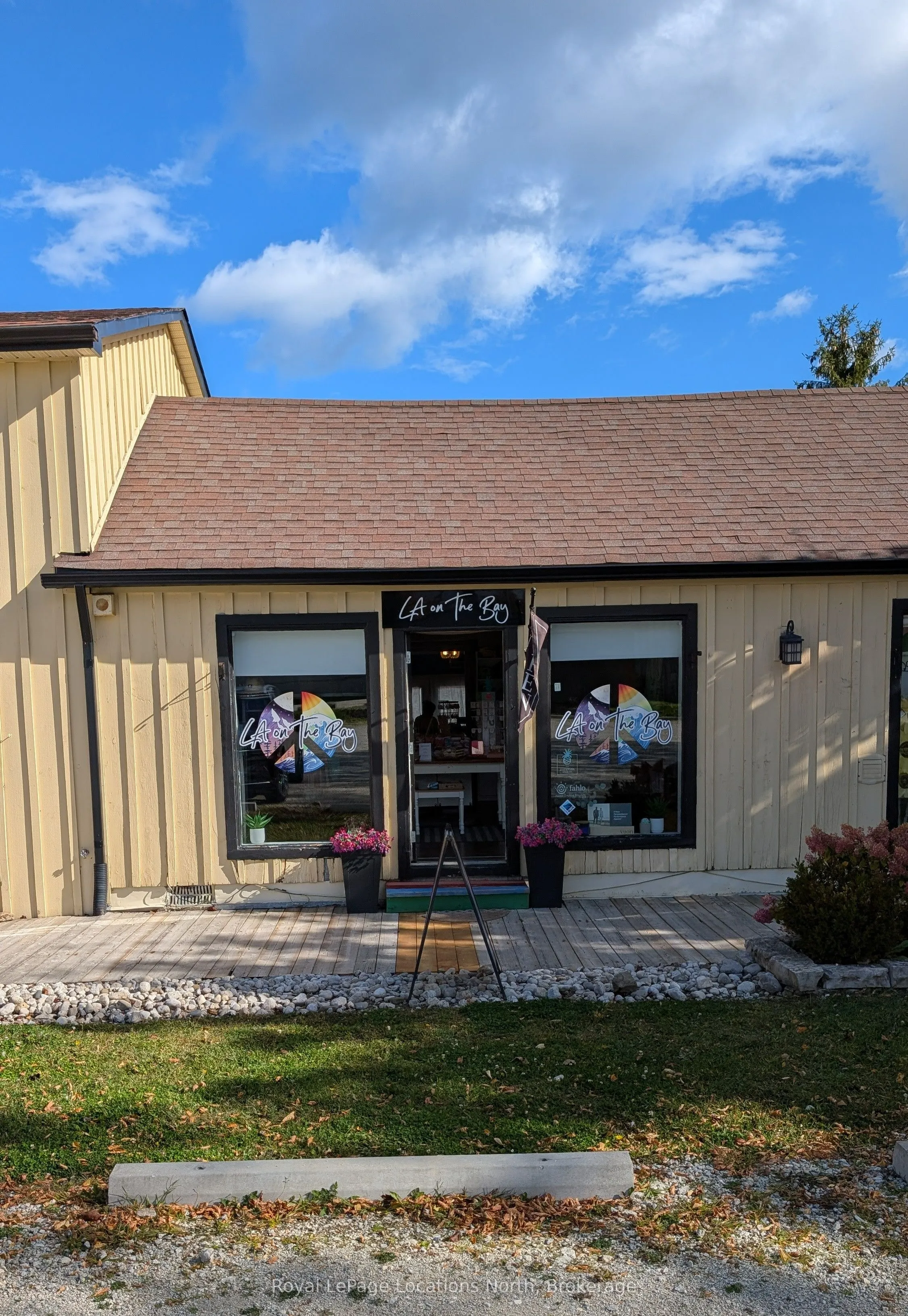 16 Bruce Street N #5