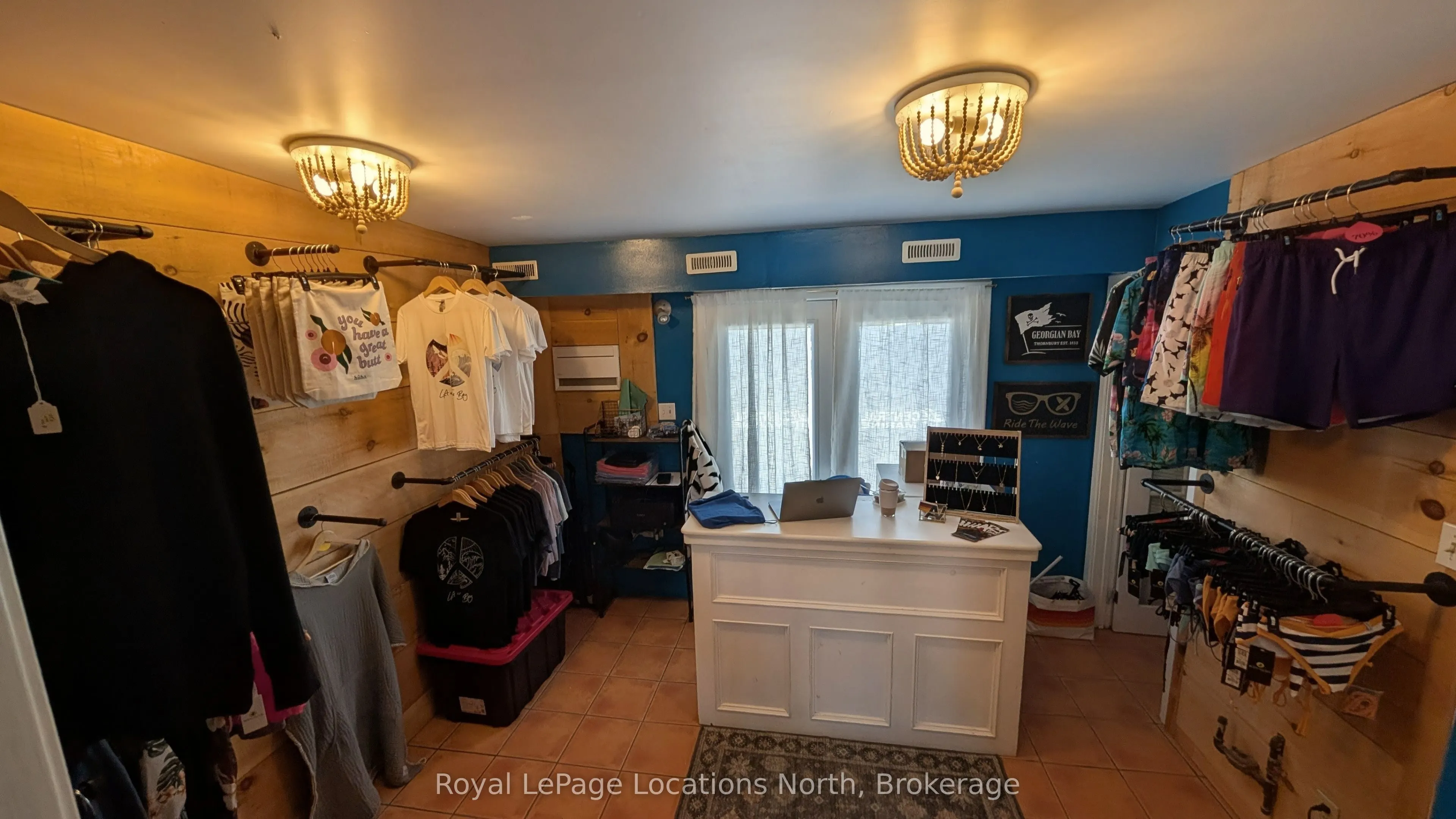 16 Bruce Street N #5