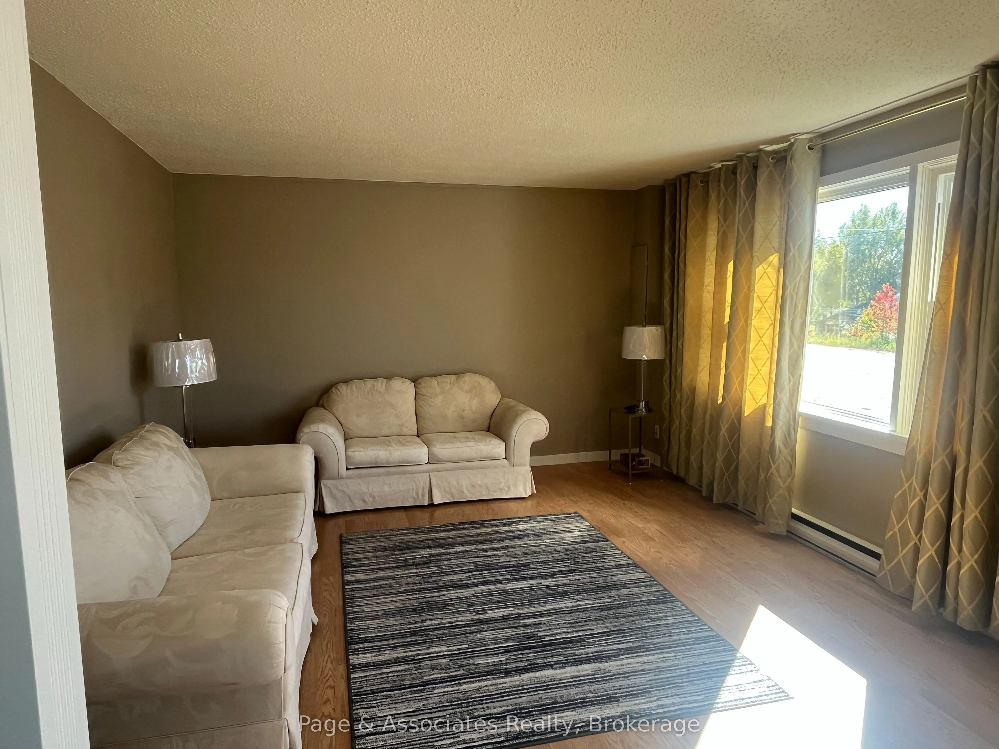 284 Cache Bay Road