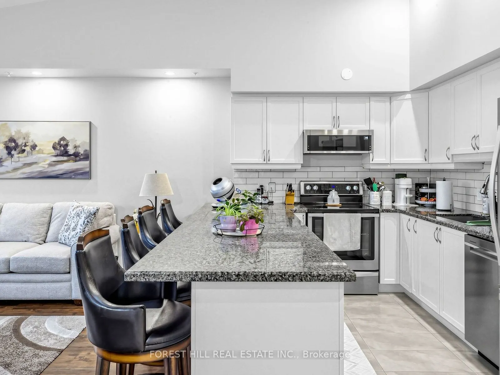 170 Rockhaven Lane #313