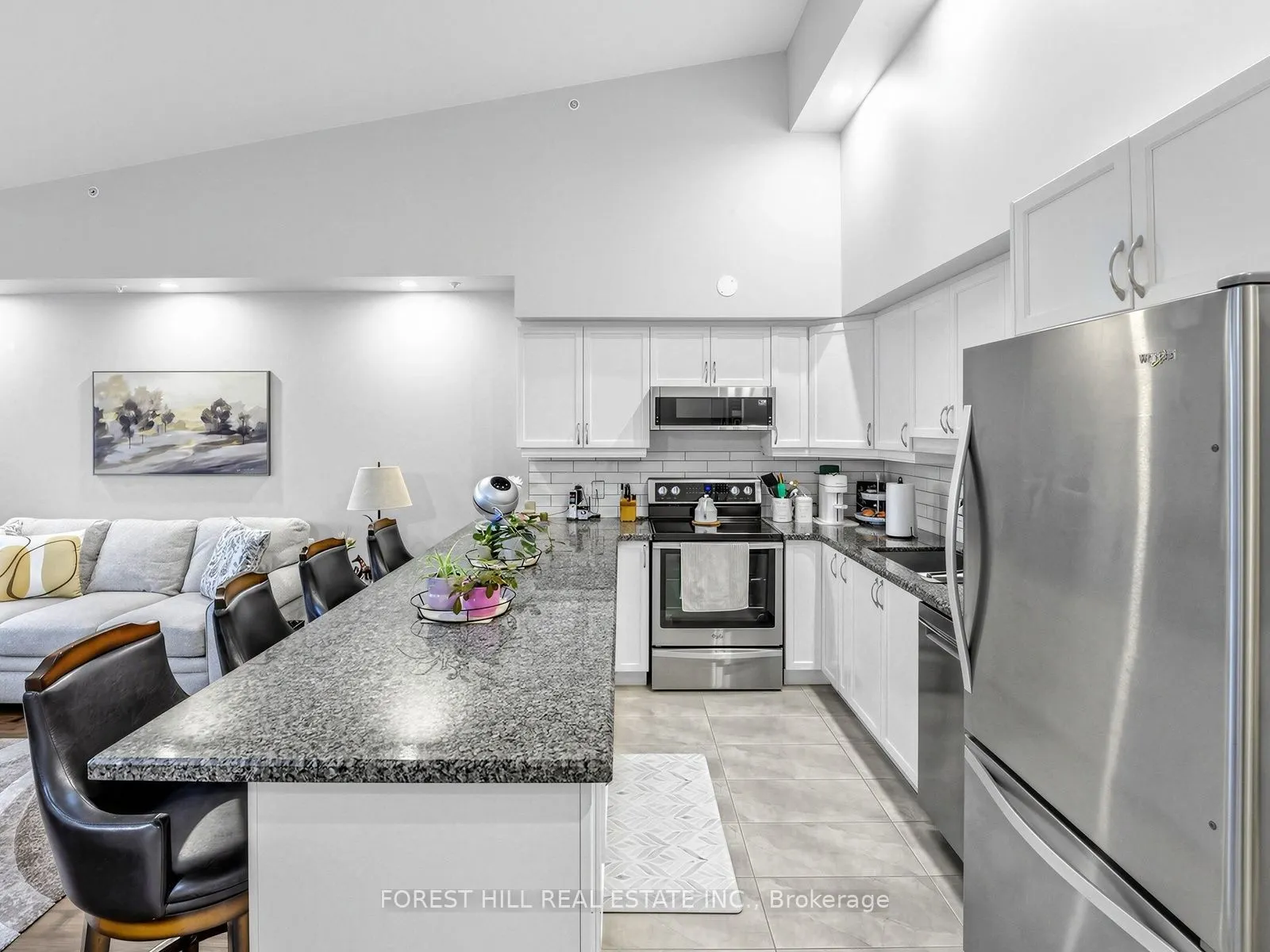 170 Rockhaven Lane #313