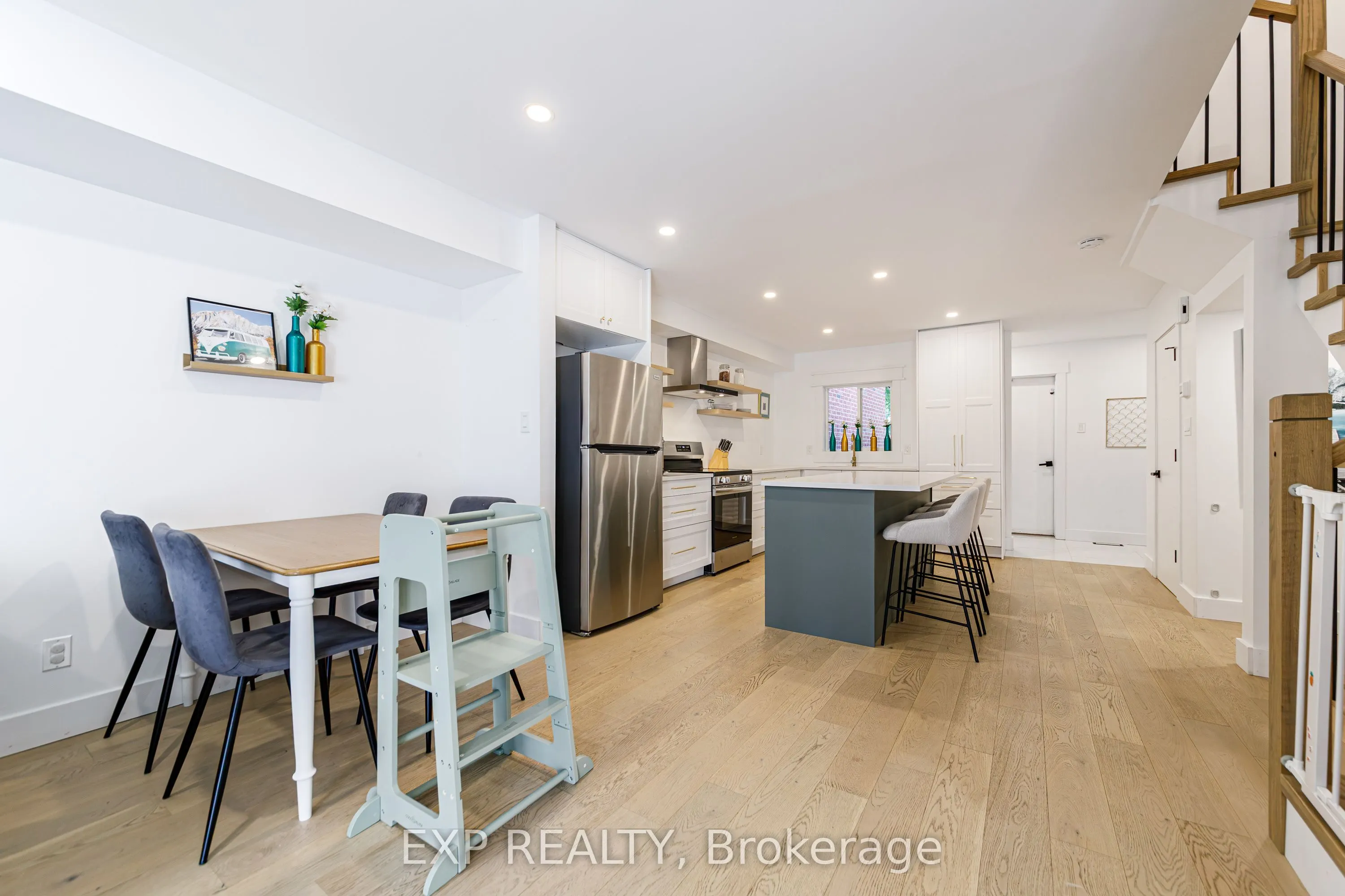 37 Dignard Street