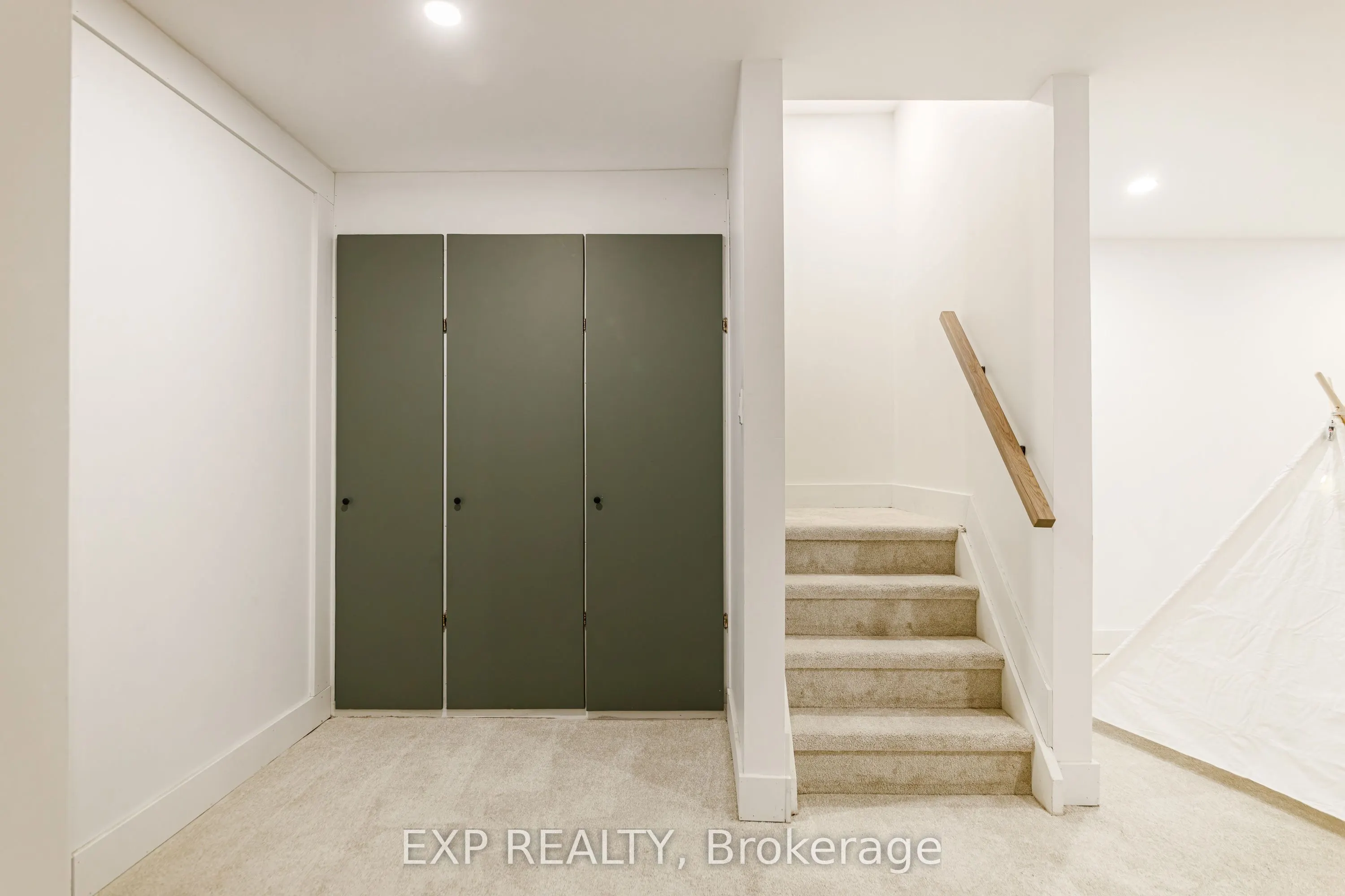 37 Dignard Street