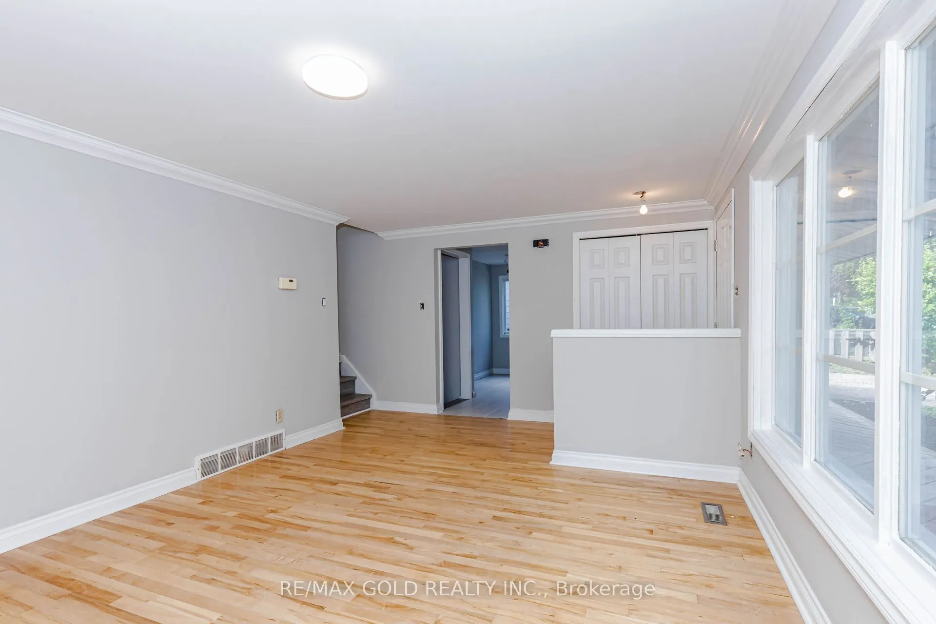 85 Williamsburg Road