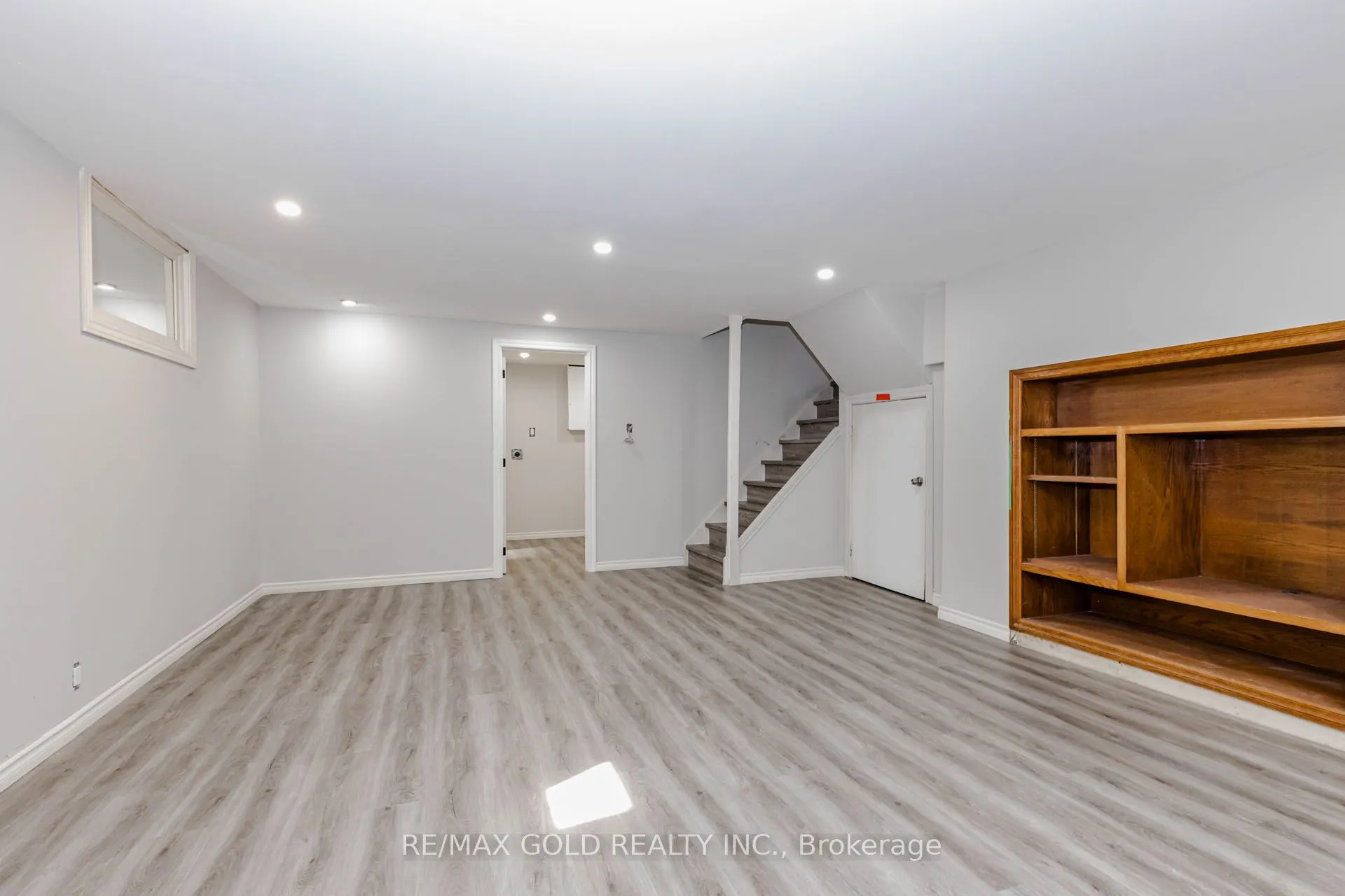 85 Williamsburg Road