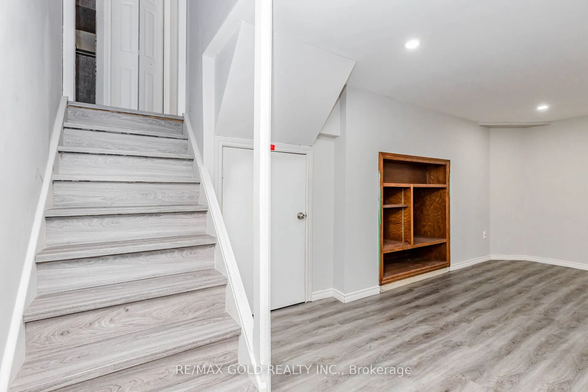 85 Williamsburg Road