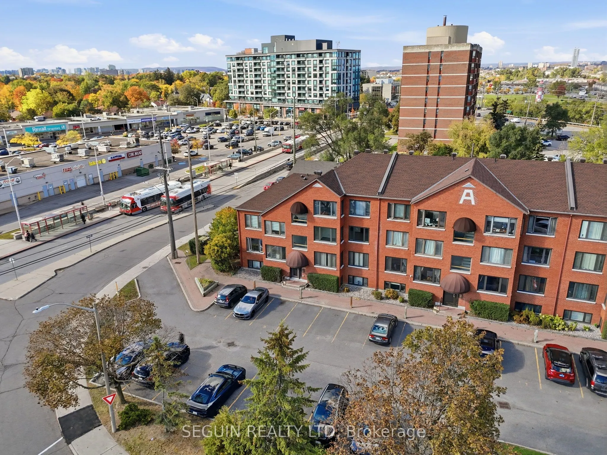 1974 St Laurent Boulevard #302