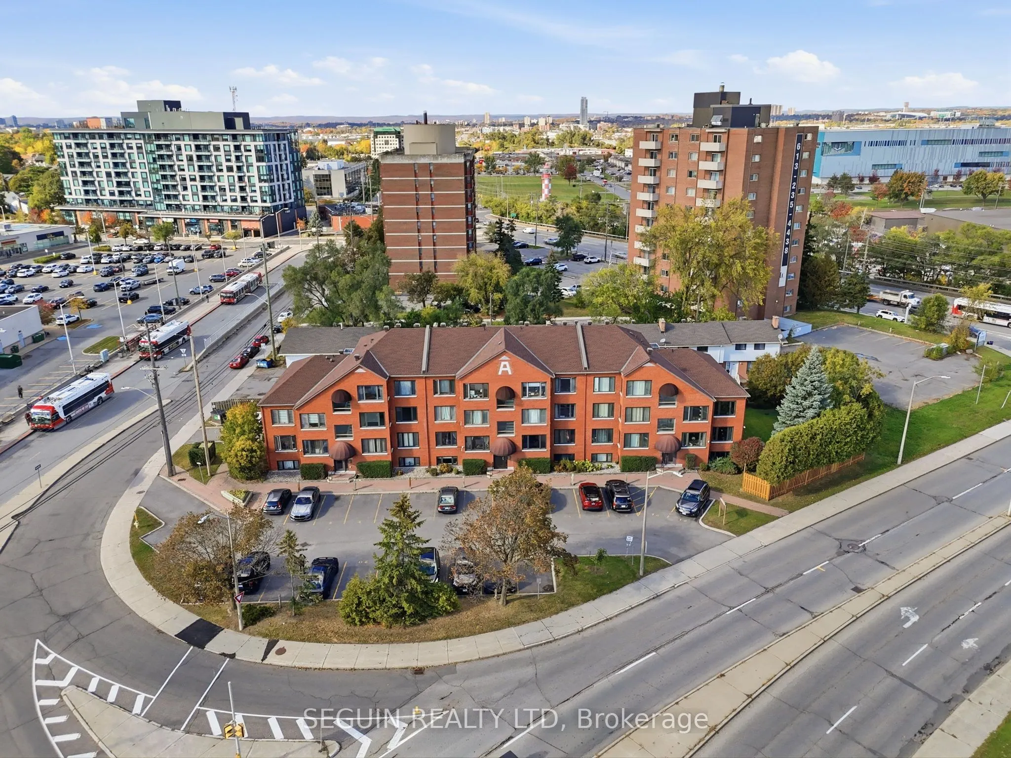 1974 St Laurent Boulevard #302