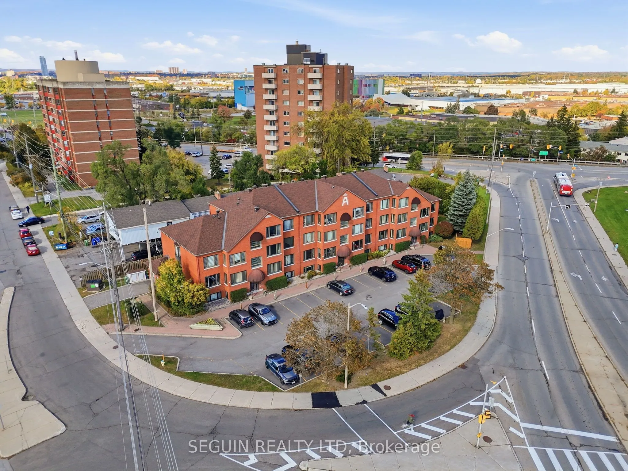 1974 St Laurent Boulevard #302