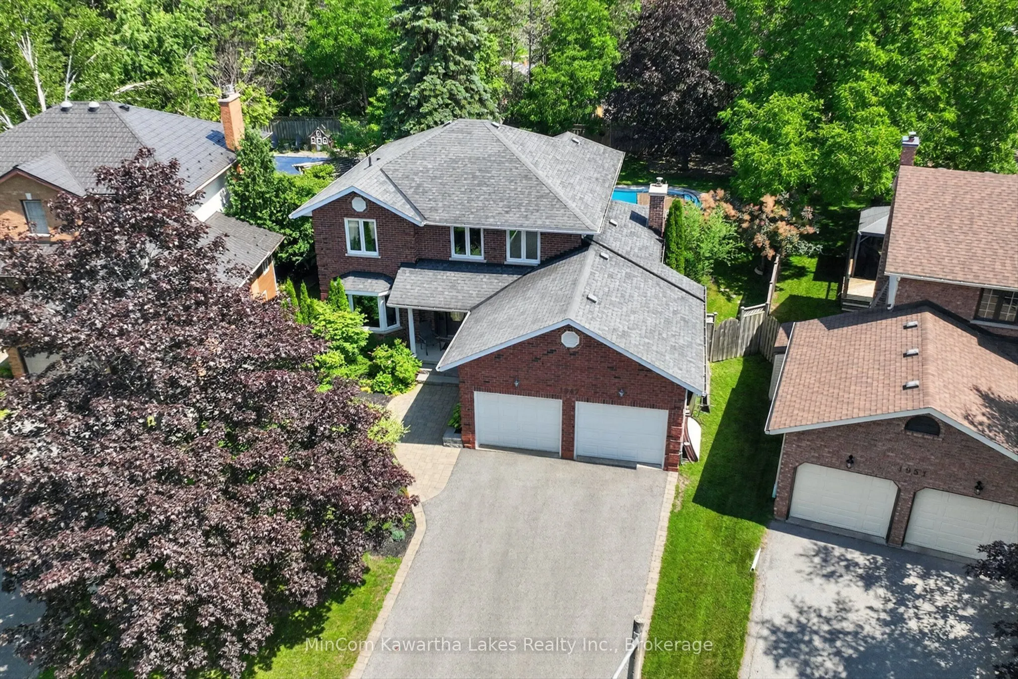 1947 PARKWOOD Circle