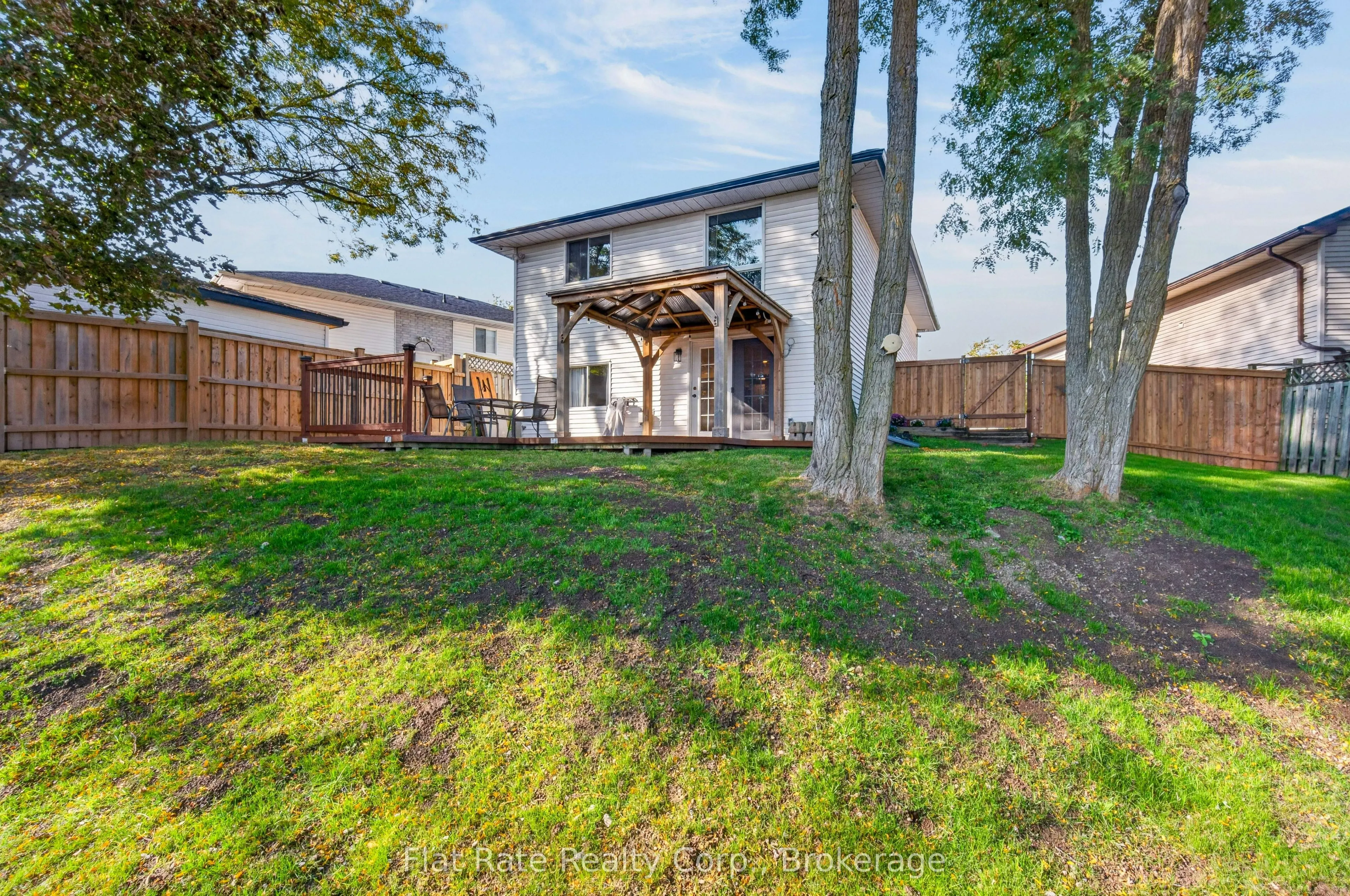 1321 Tudor Crescent