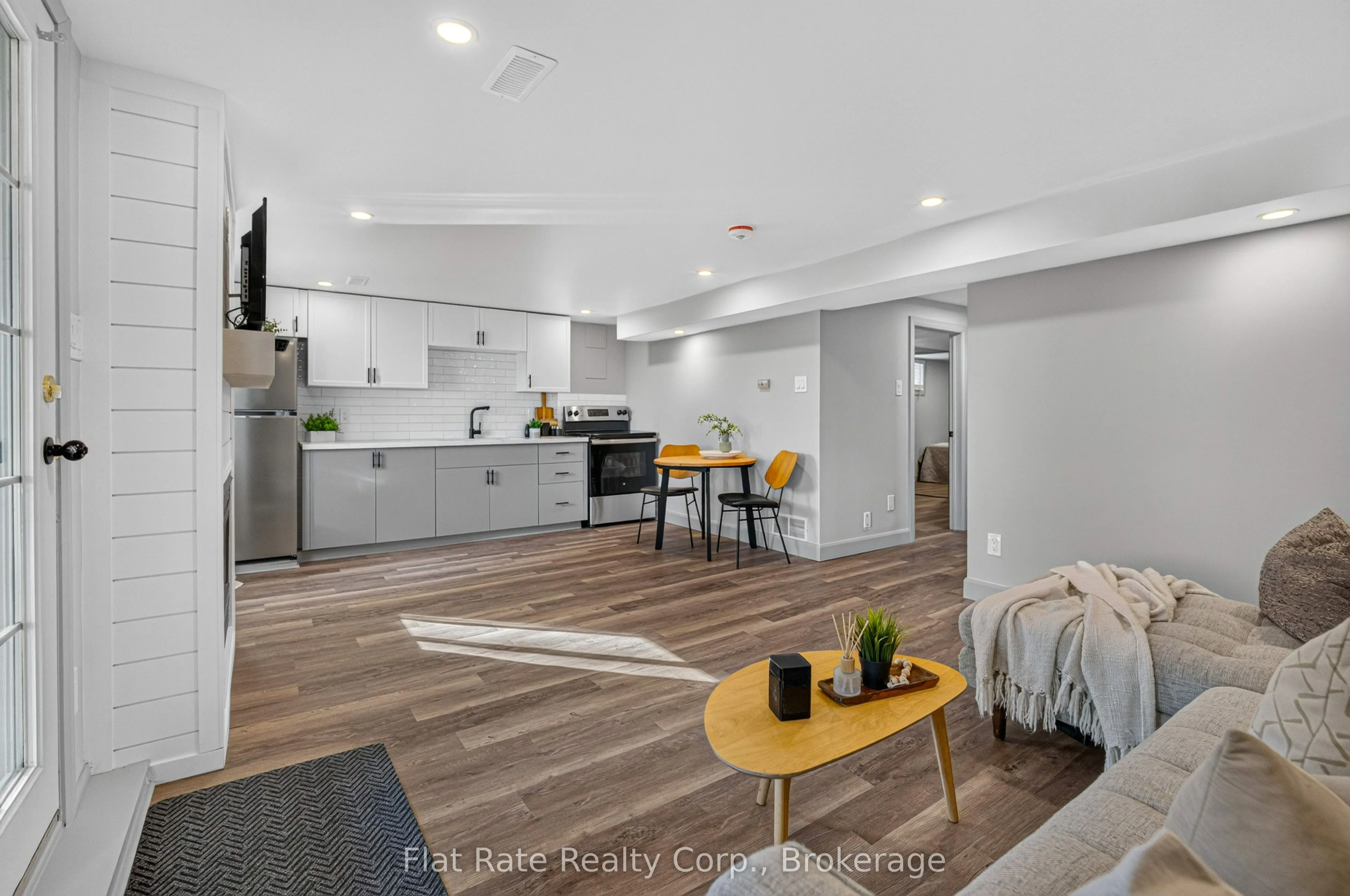 1321 Tudor Crescent