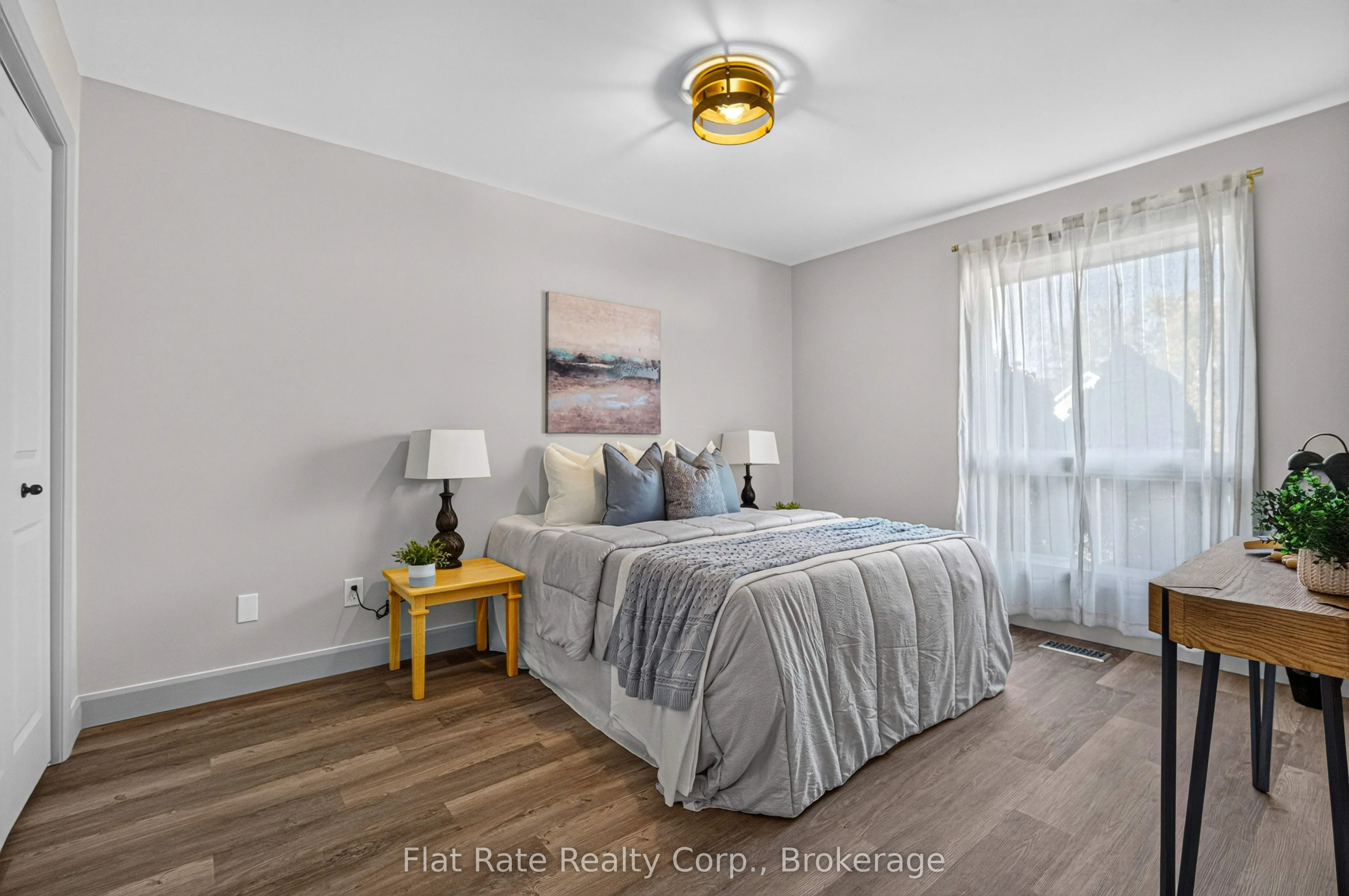 1321 Tudor Crescent