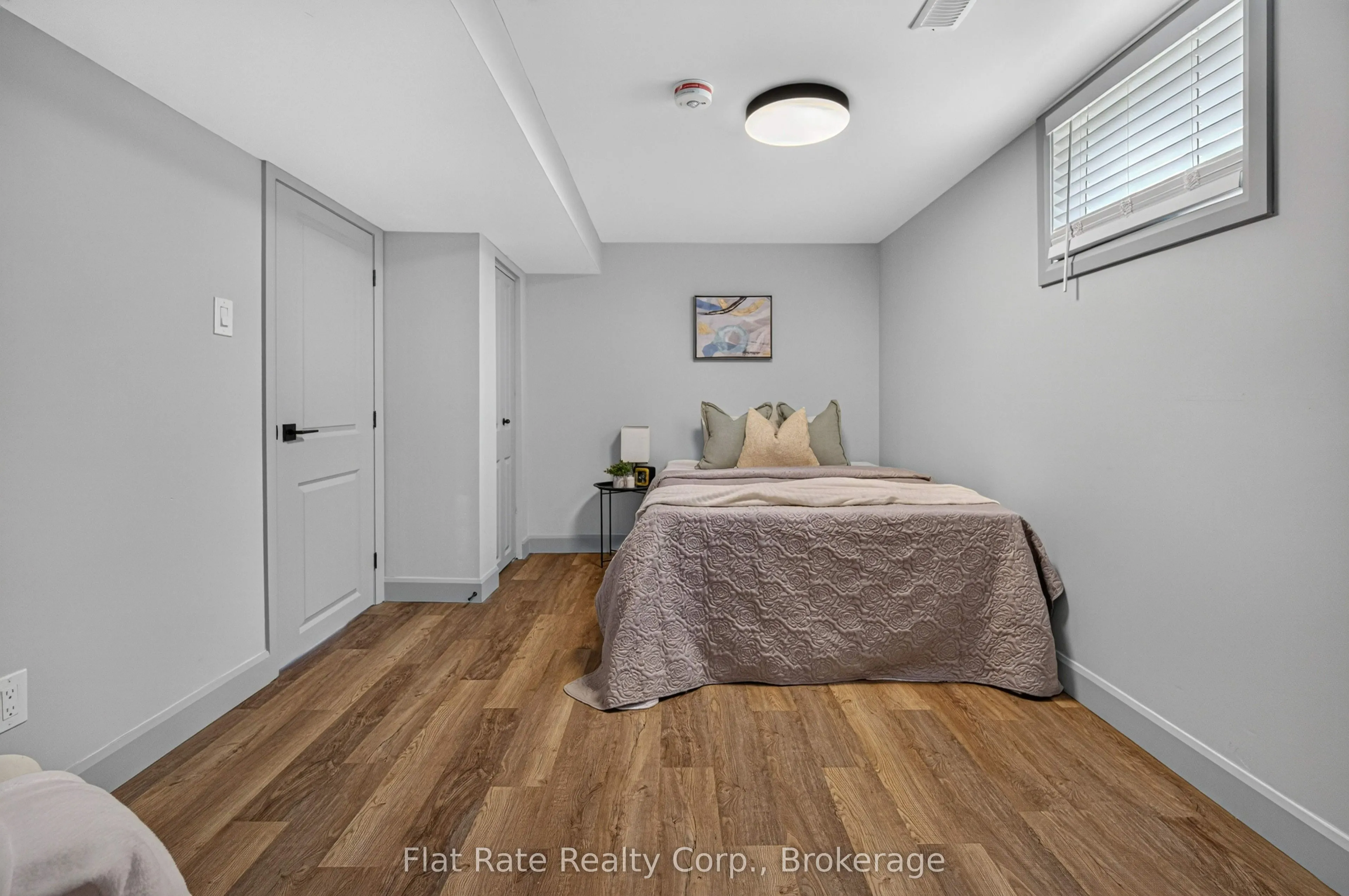 1321 Tudor Crescent