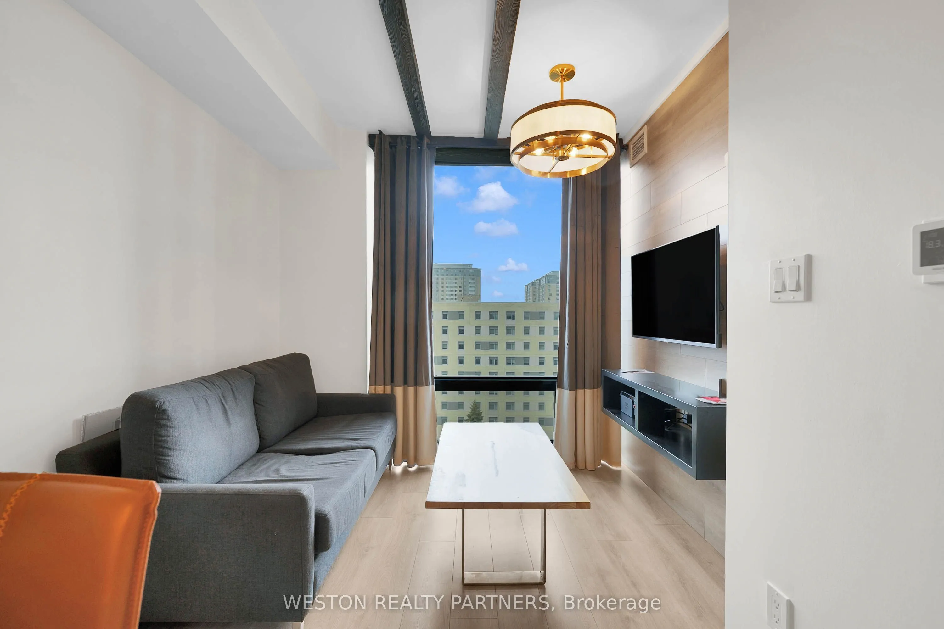 145 Columbia Street W #503