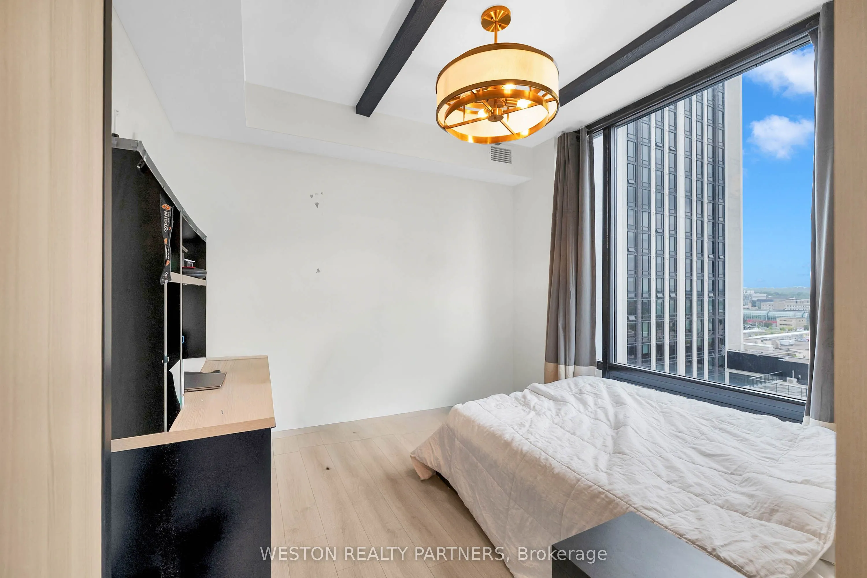 145 Columbia Street W #503
