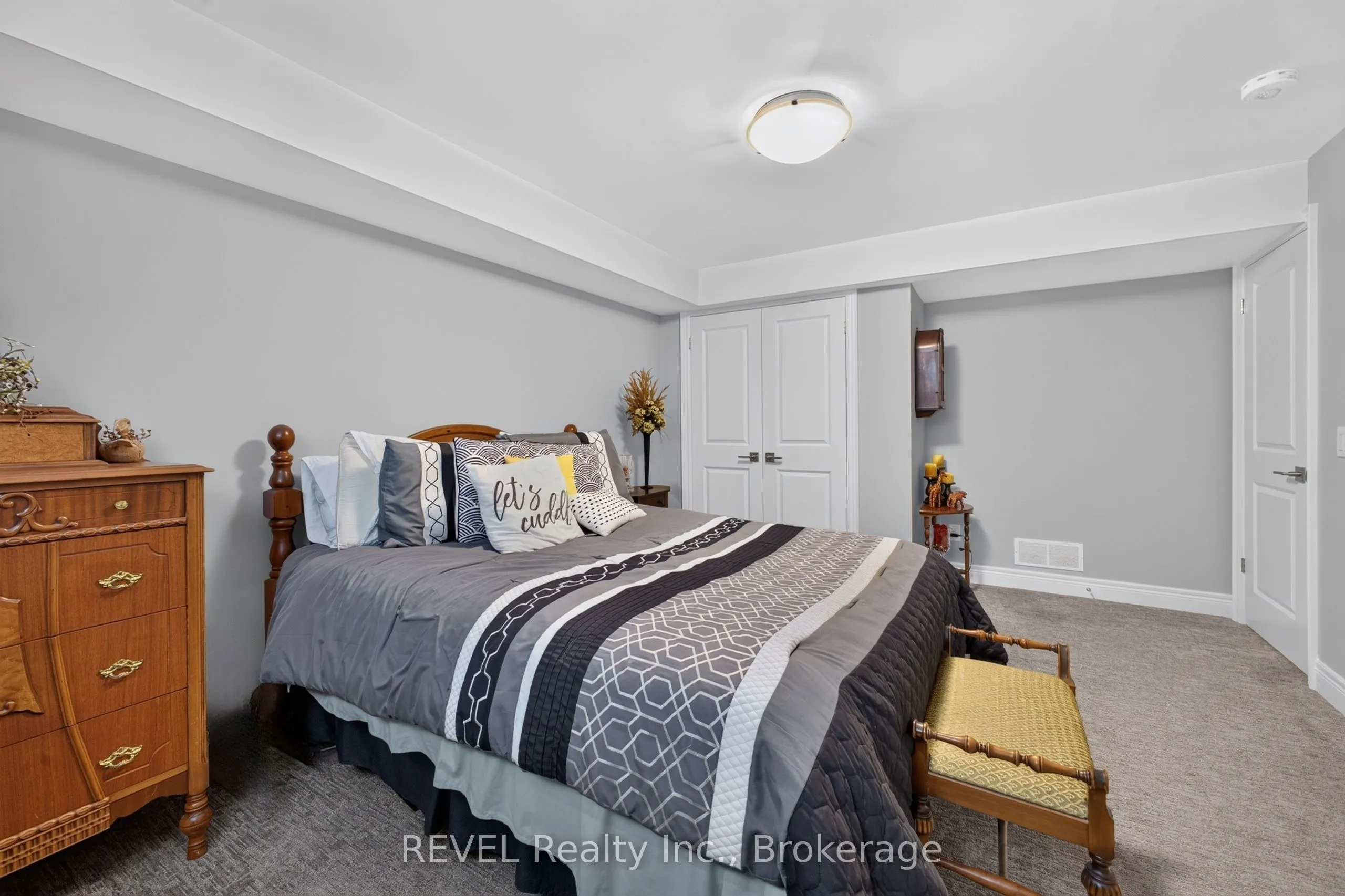4233 Village Creek Drive