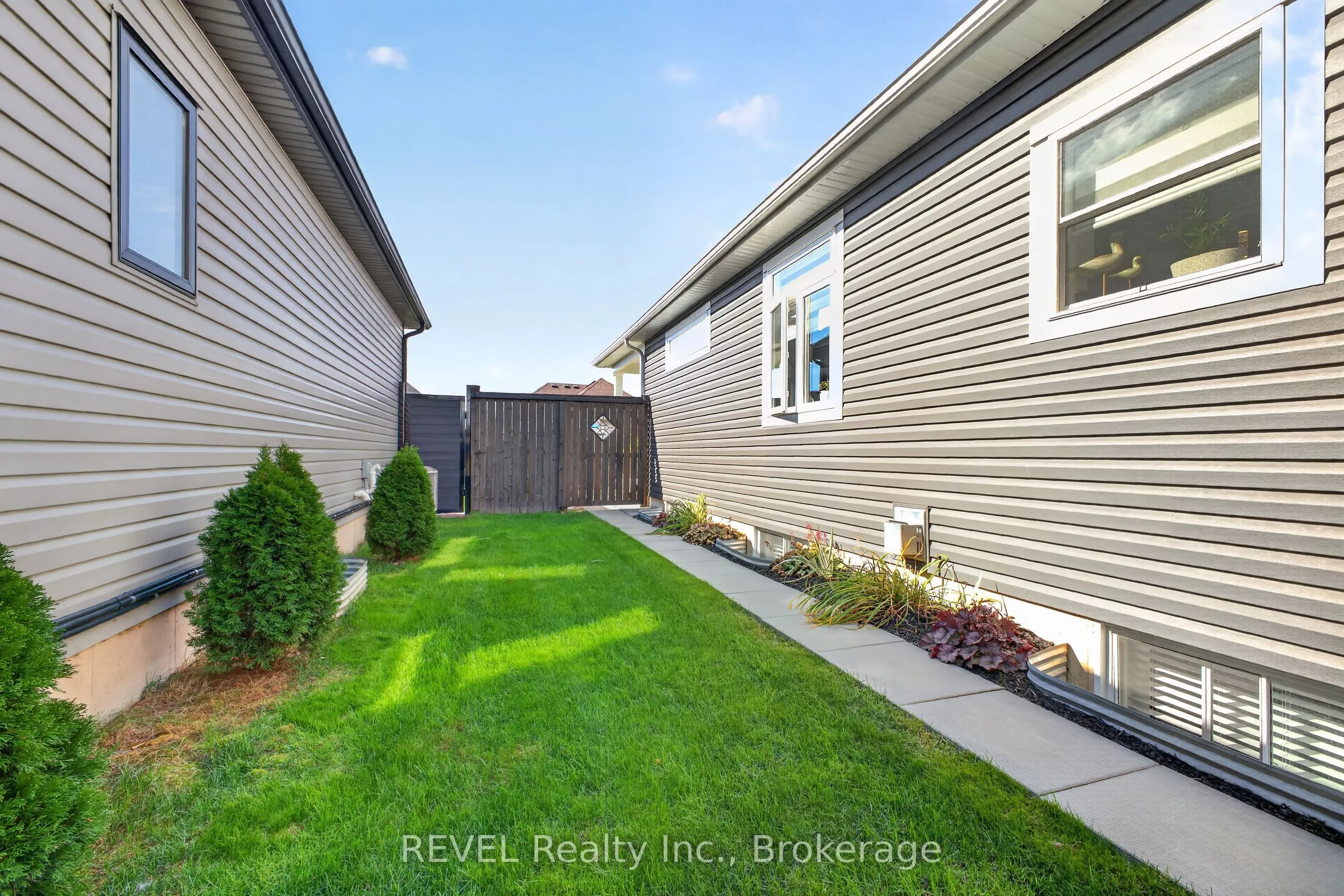 4233 Village Creek Drive