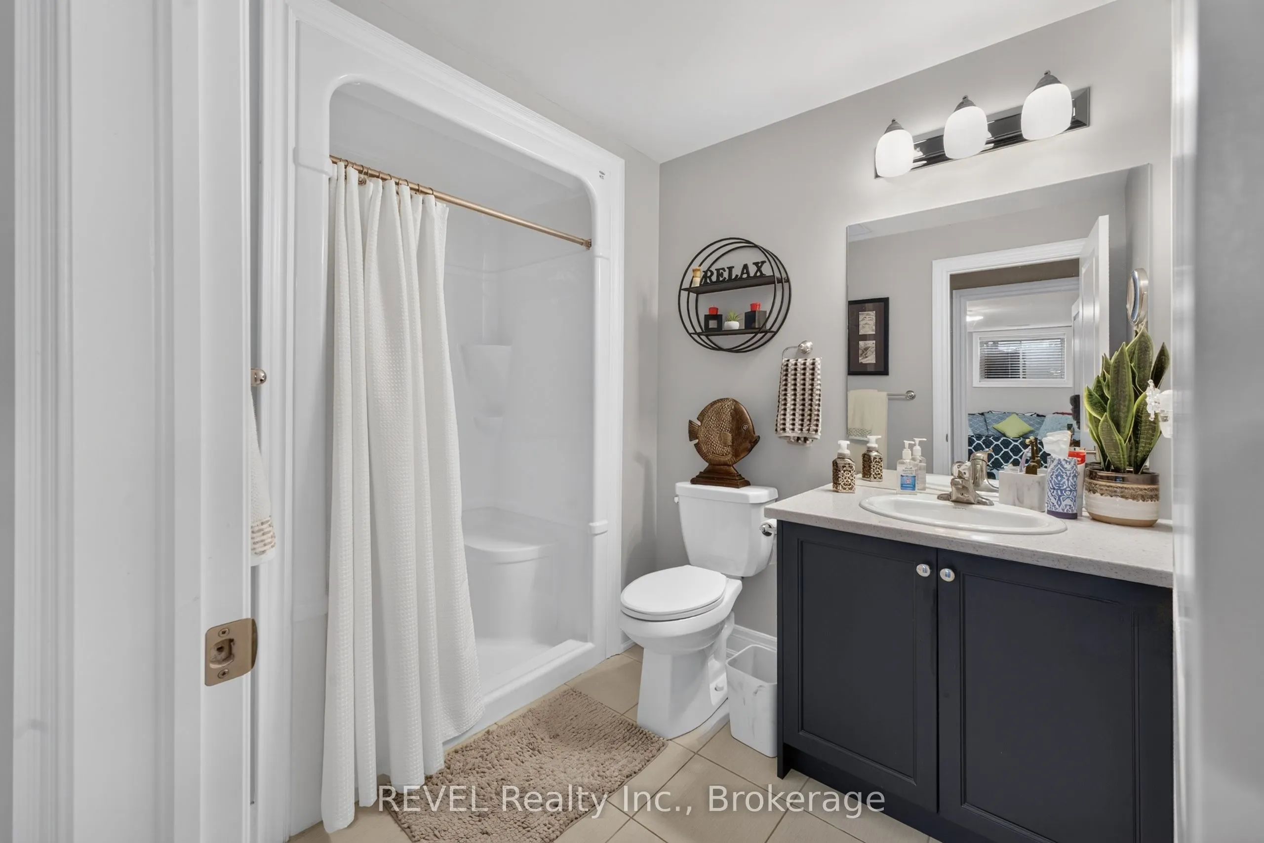4233 Village Creek Drive