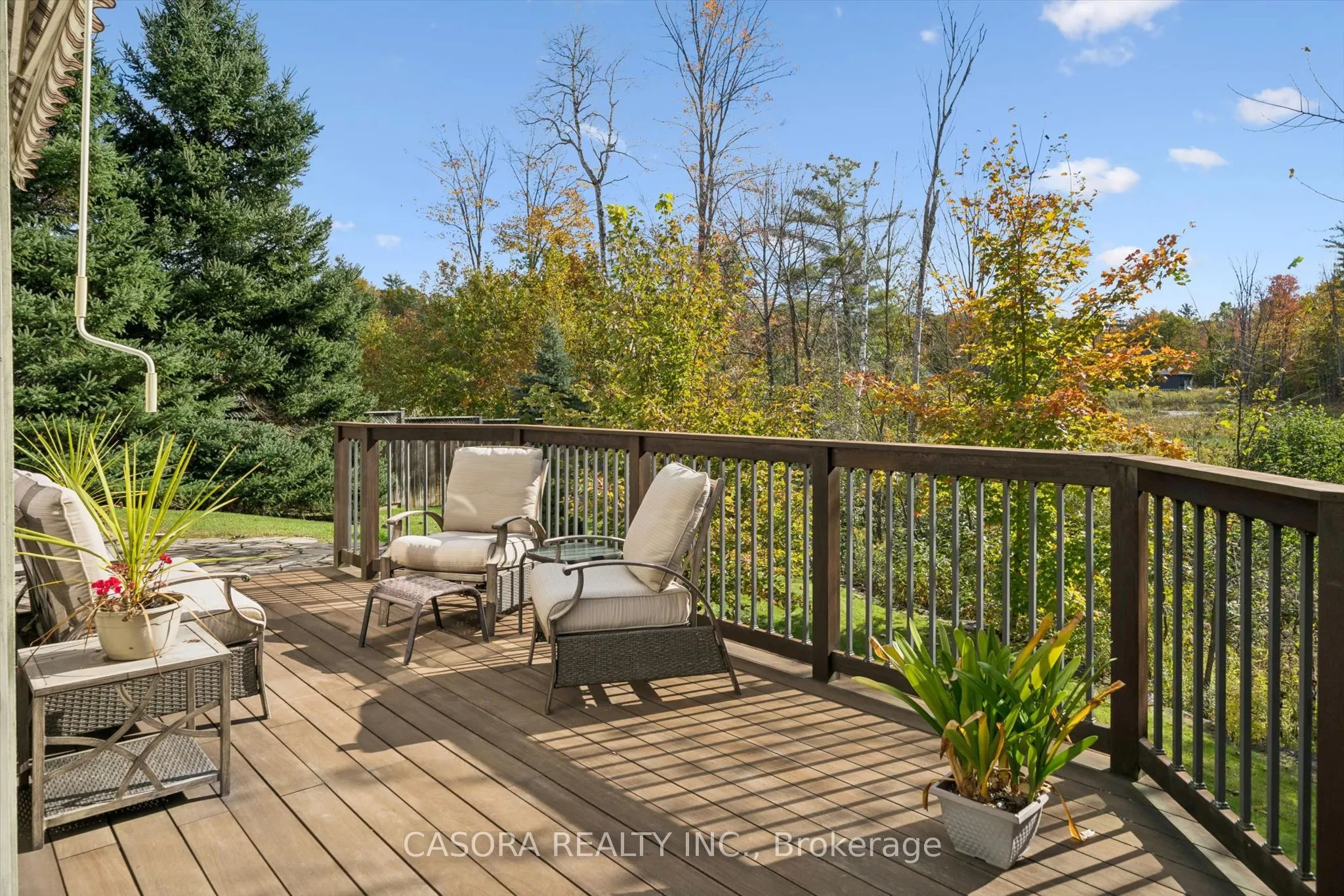 15 Breakwater Court