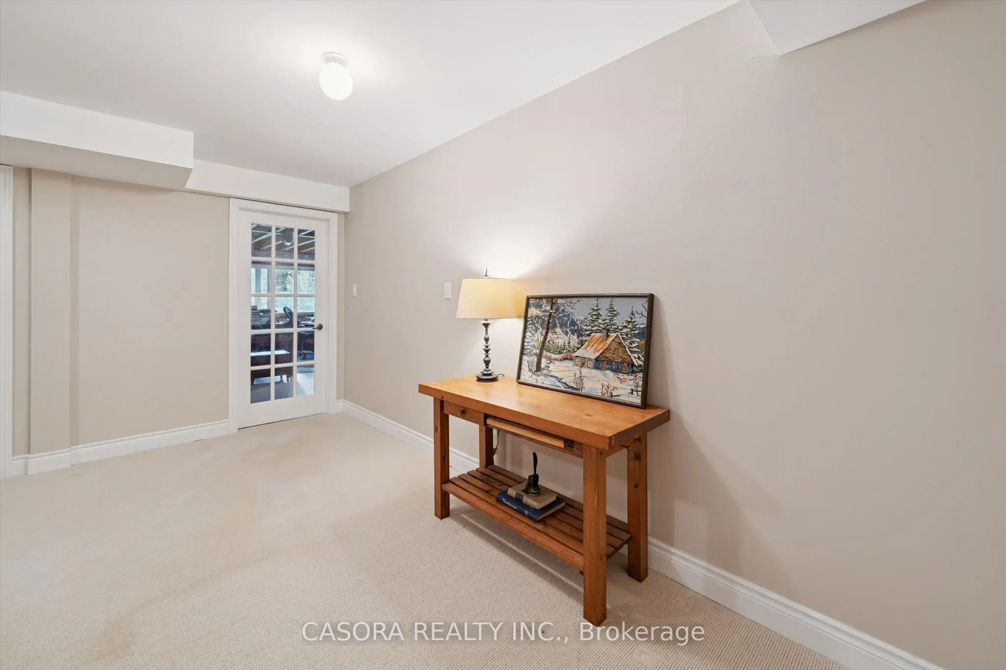 15 Breakwater Court