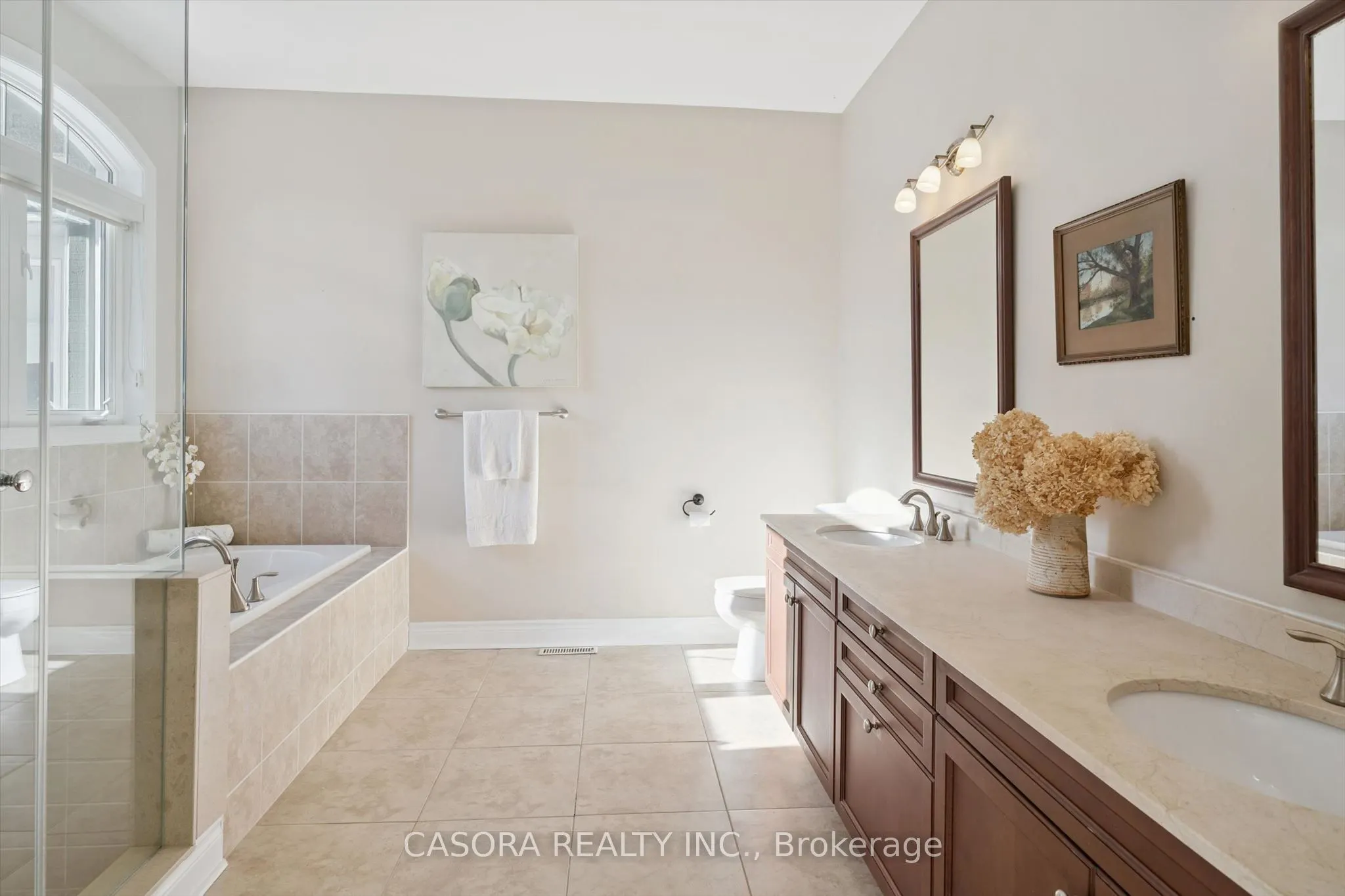 15 Breakwater Court
