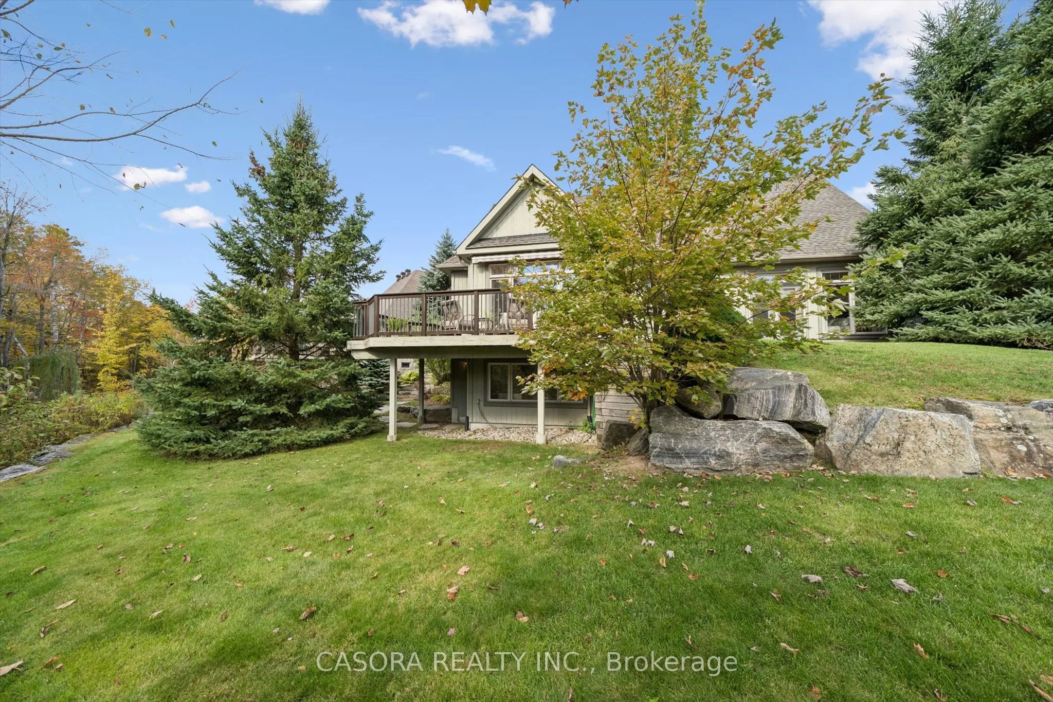15 Breakwater Court